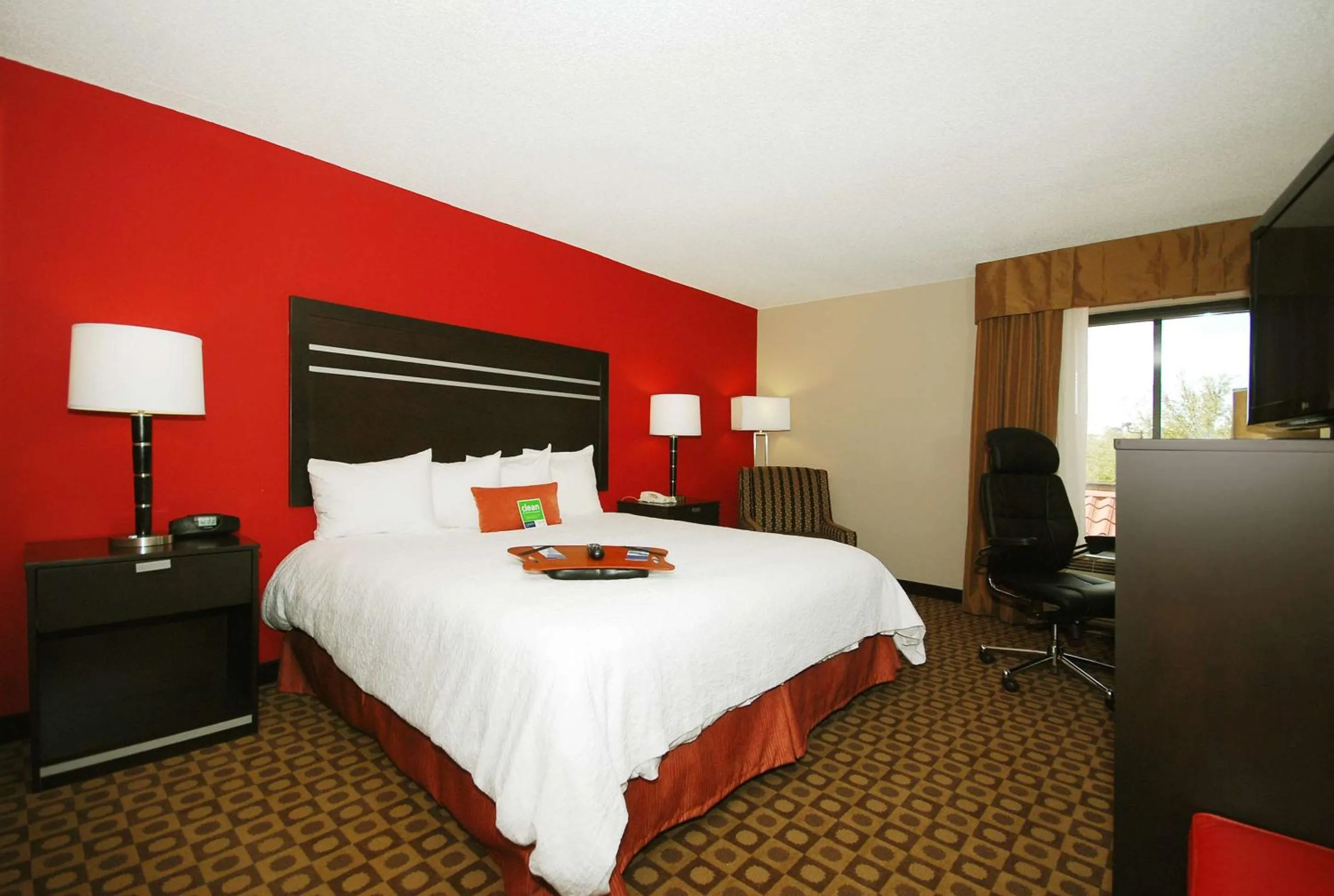 King Room with King Bed - Non-Smoking in Hampton Inn Fort Myers-Airport & I-75