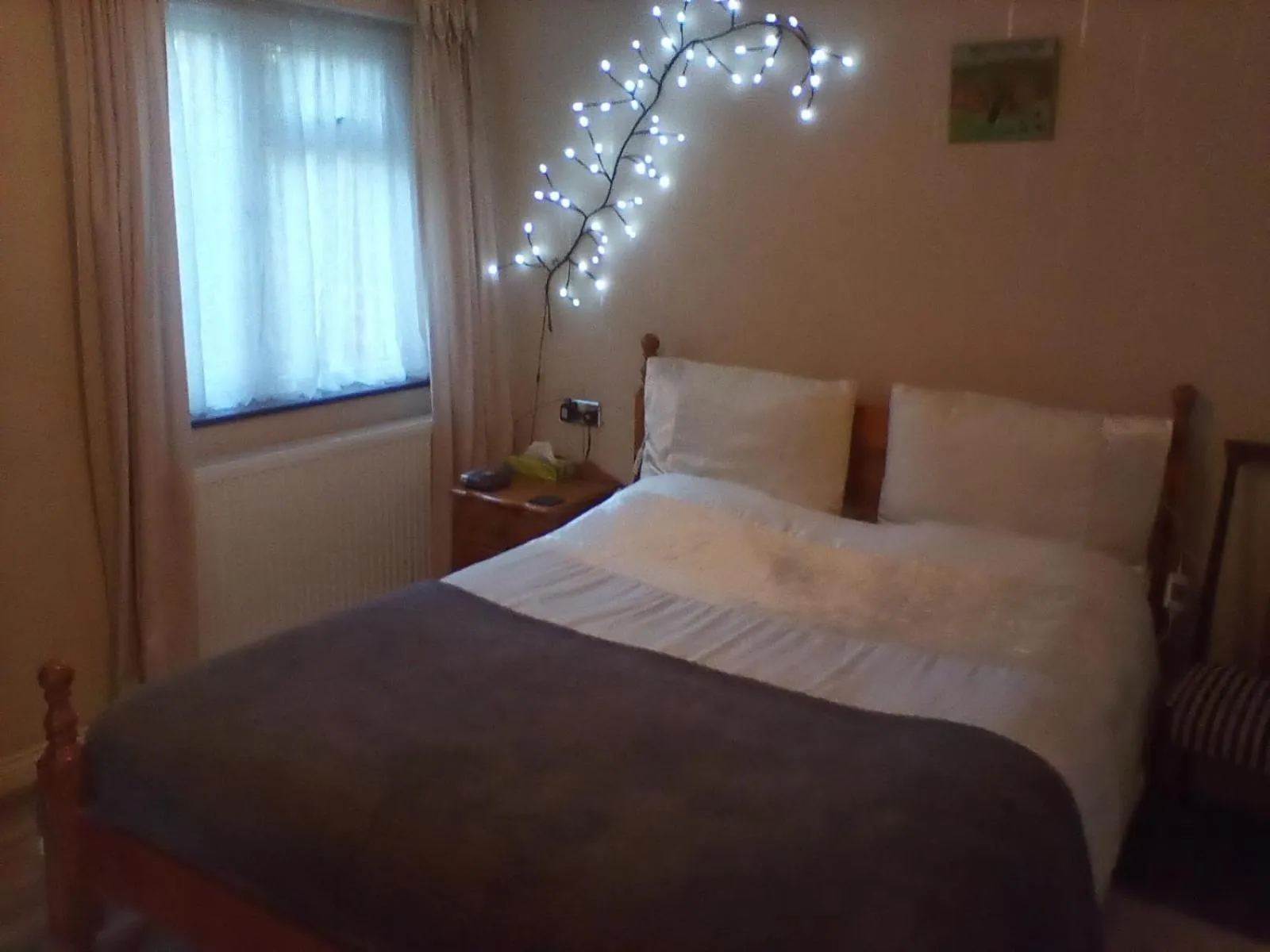 Bedroom, Bed in The Annex - Guest Gardens