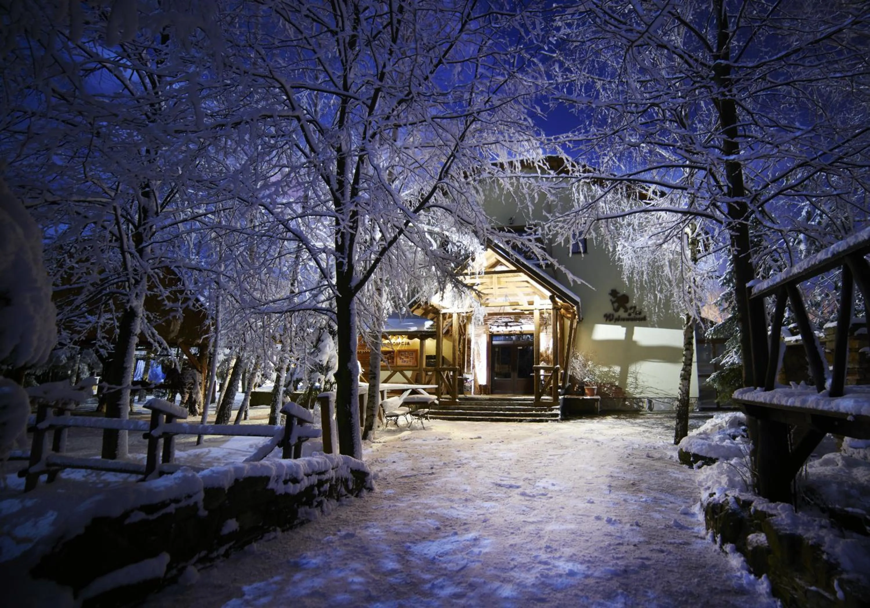 Property building in Jaś Wędrowniczek