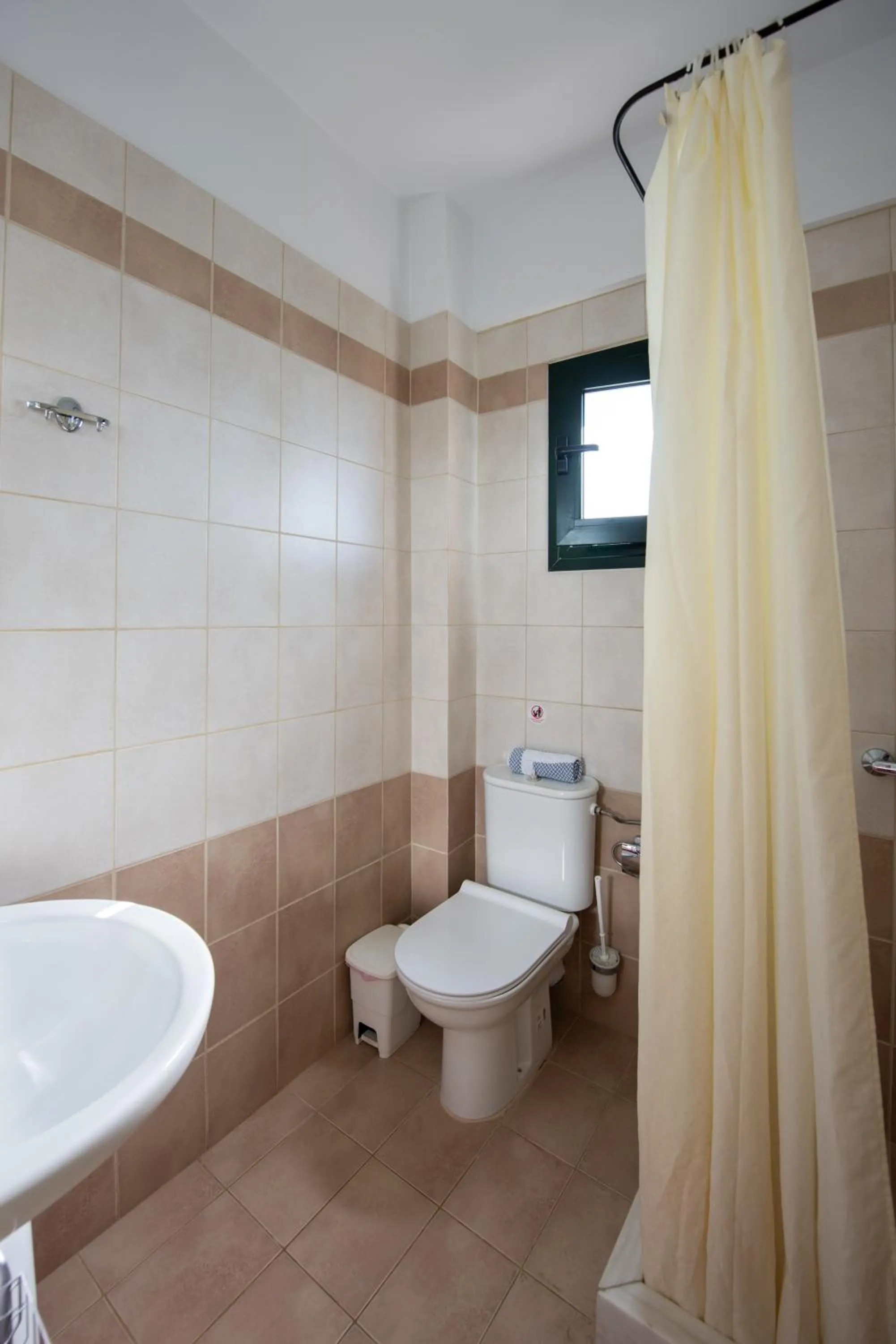 Toilet in Portela Suites Kastri