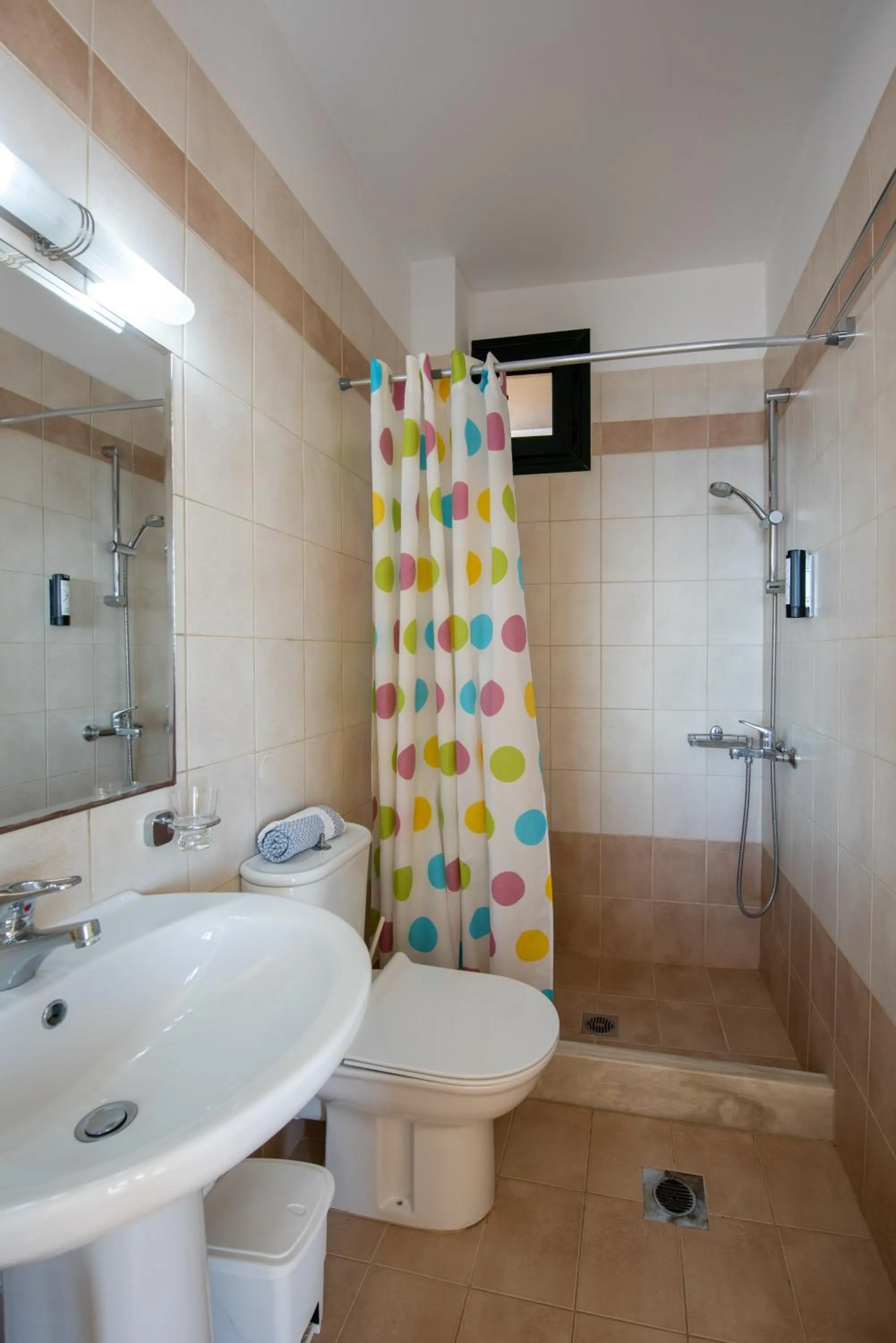 Toilet in Portela Suites Kastri