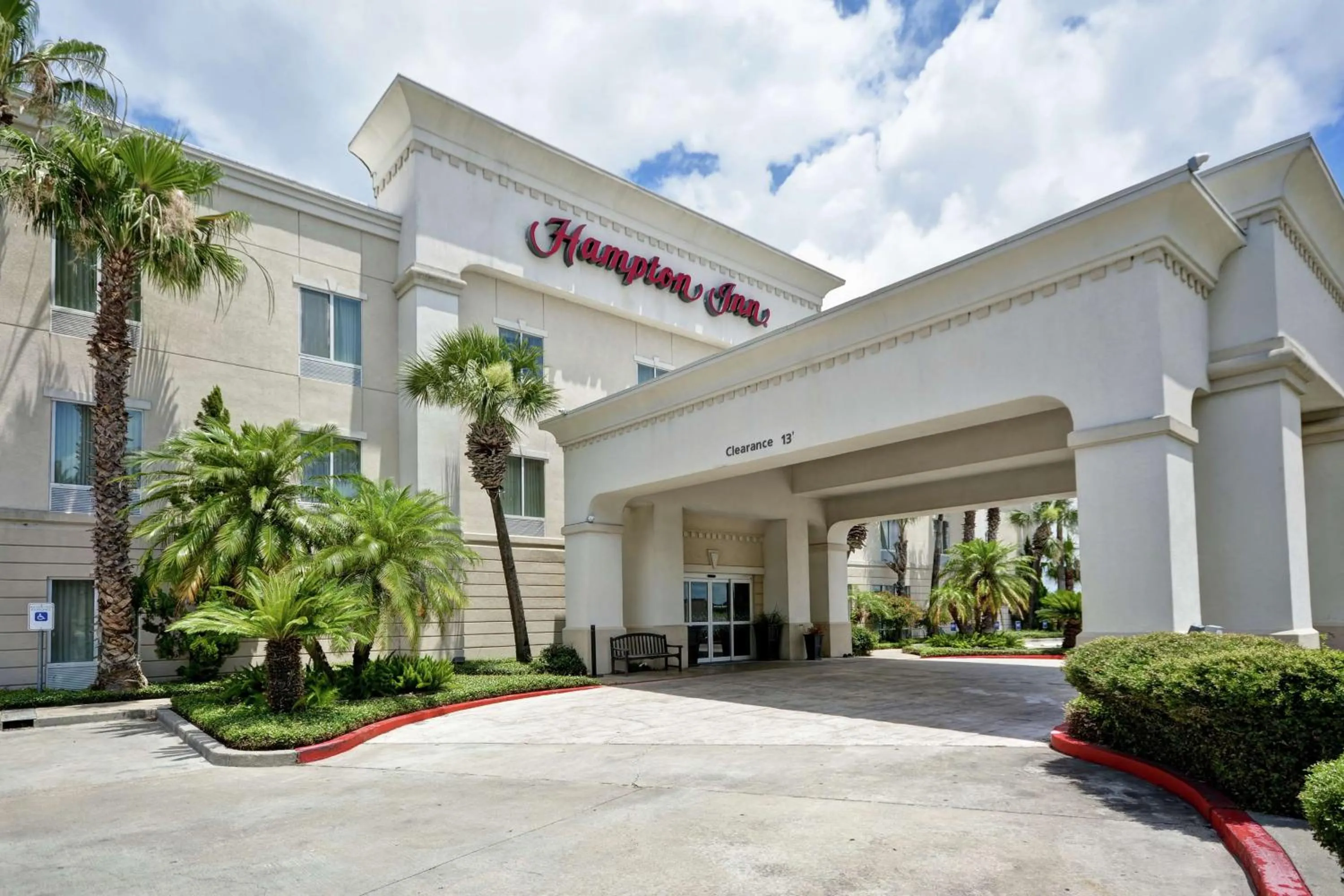 Property building in Hampton Inn Corpus Christi - Northwest I-37