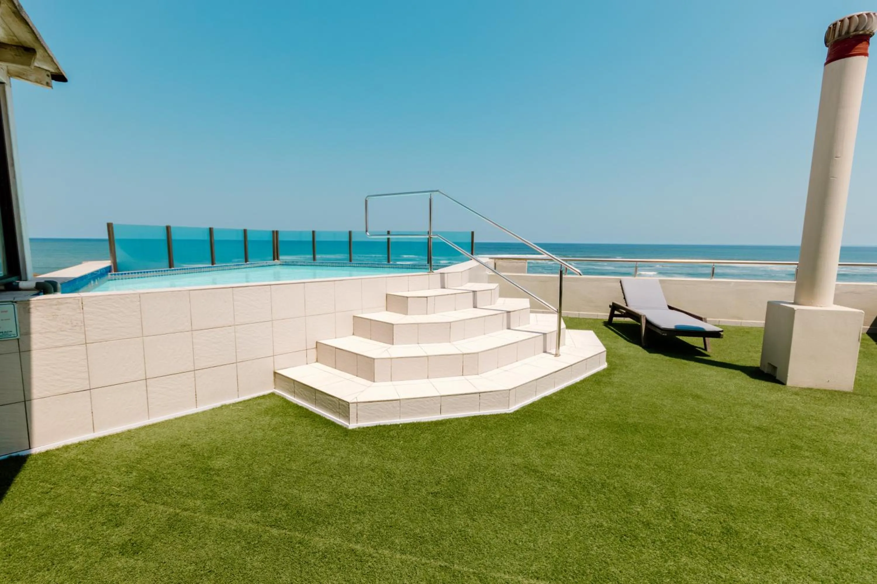 Swimming pool in Beach Hotel Swakopmund