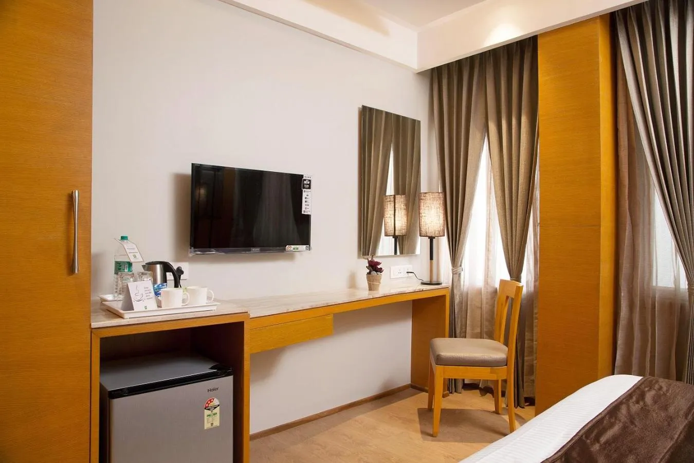 TV and multimedia, Bed in Sri Aadhish Grand Hotel
