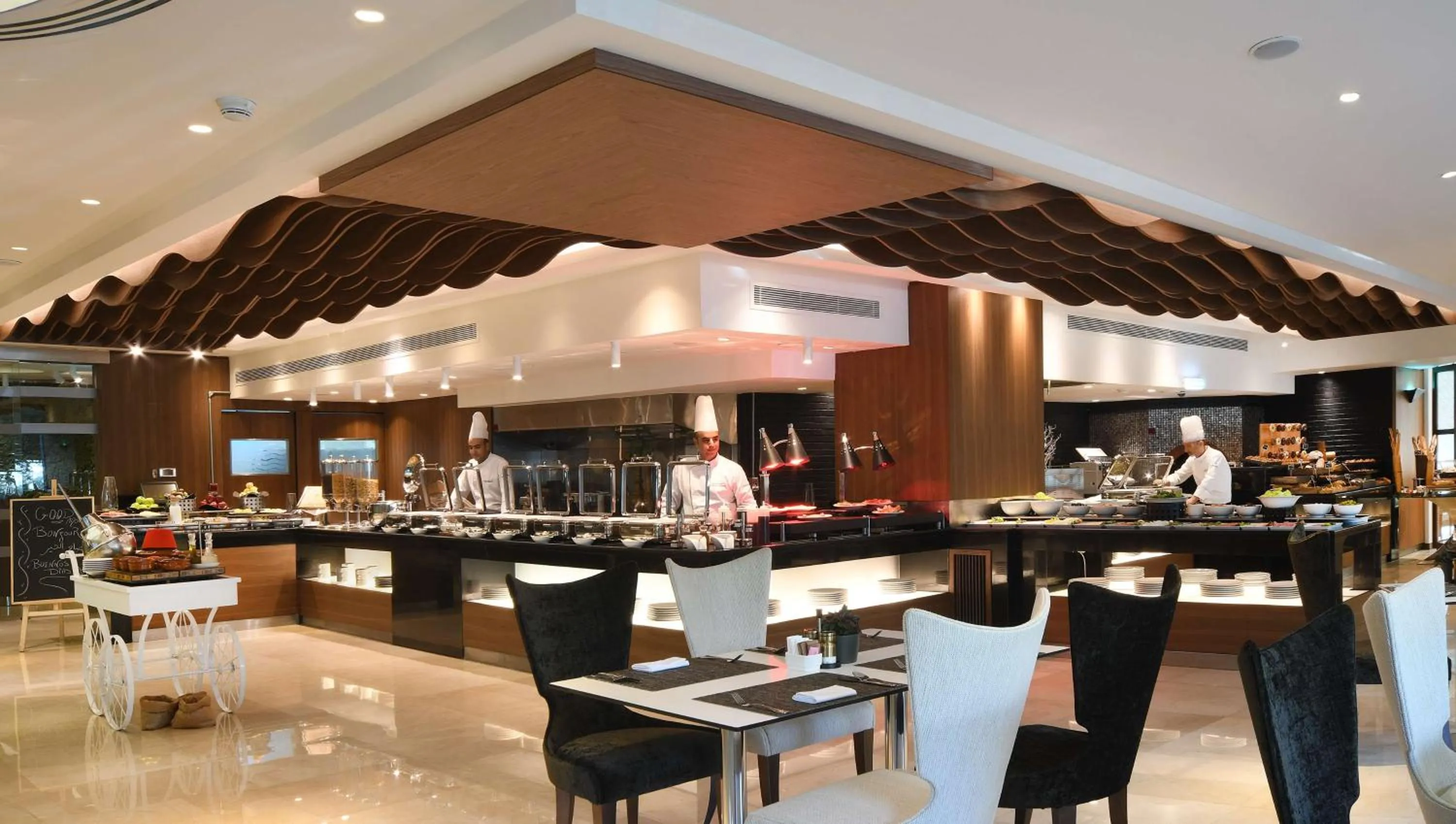 Restaurant/places to eat in Hilton Amman