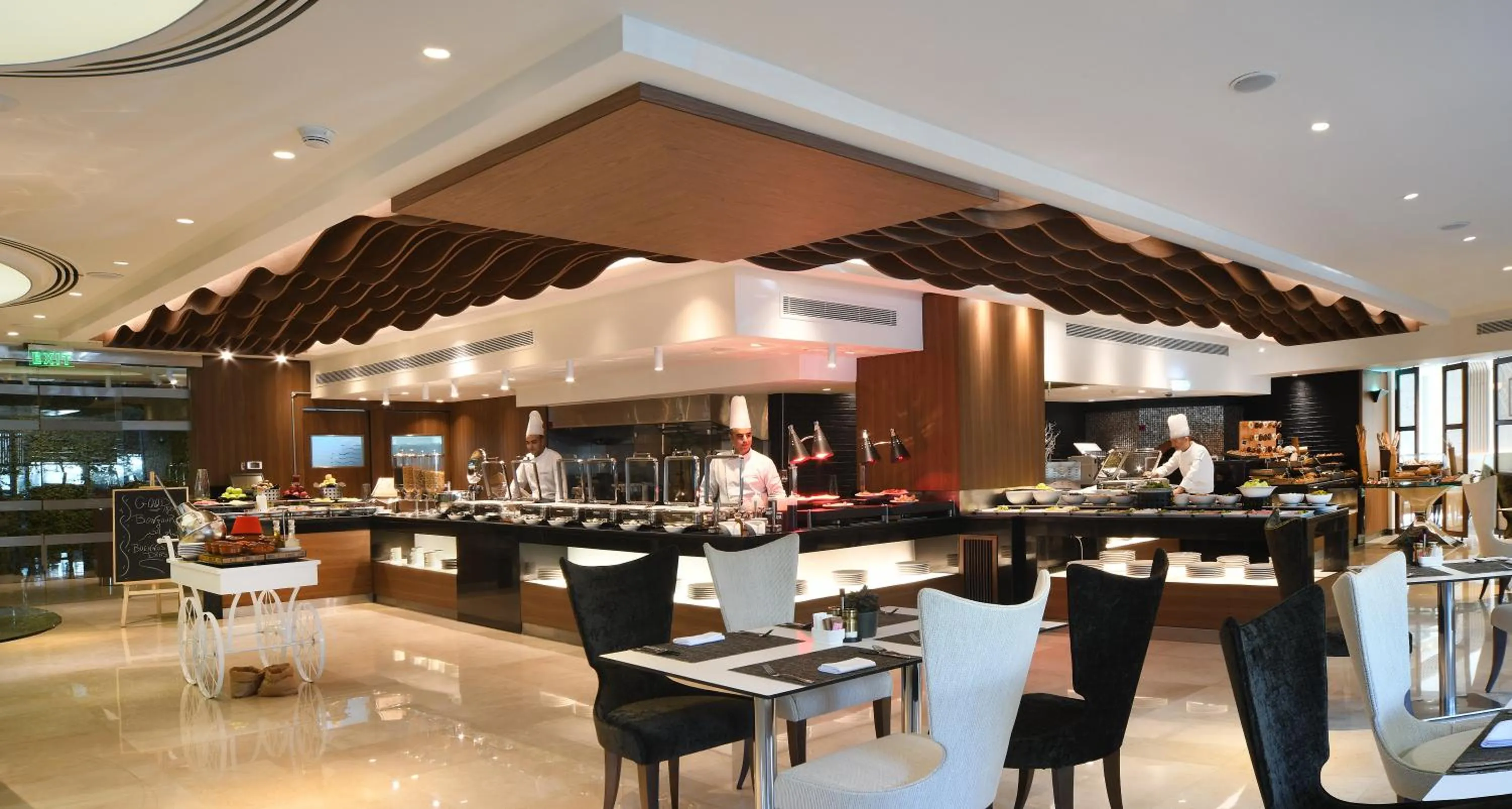 Restaurant/places to eat in Hilton Amman