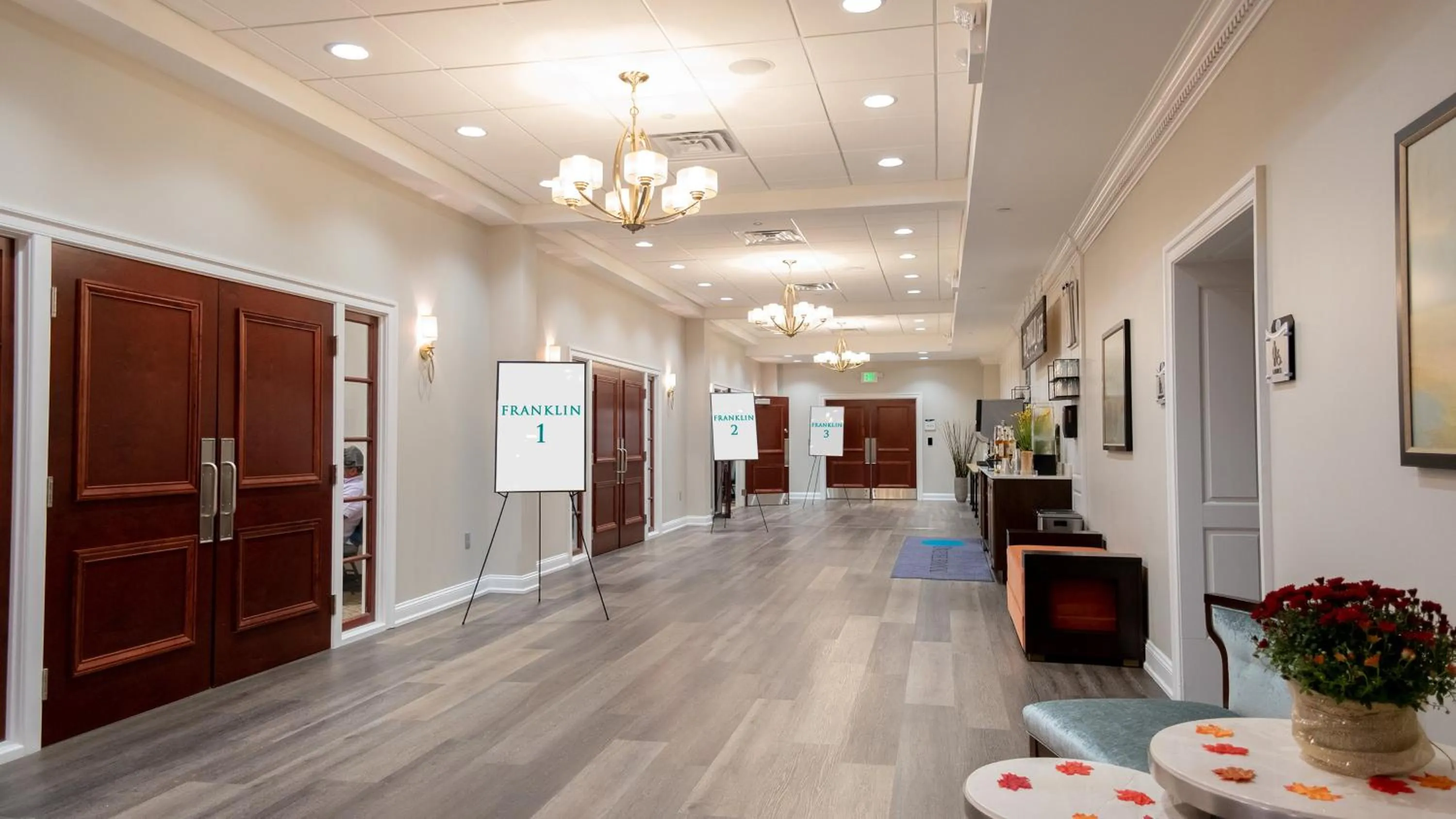 Meeting/conference room in Holiday Inn & Suites Philadelphia W - Drexel Hill by IHG