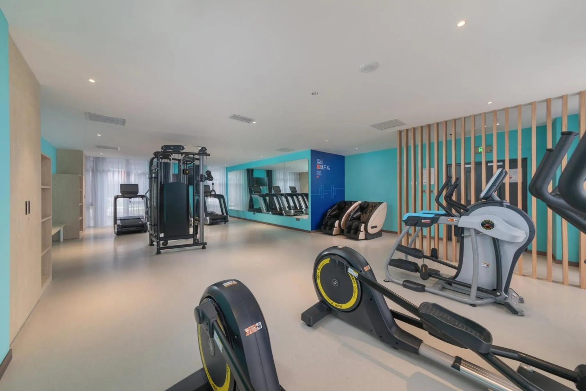 Fitness centre/facilities in Holiday Inn Express Beijing Shijingshan Parkview by IHG