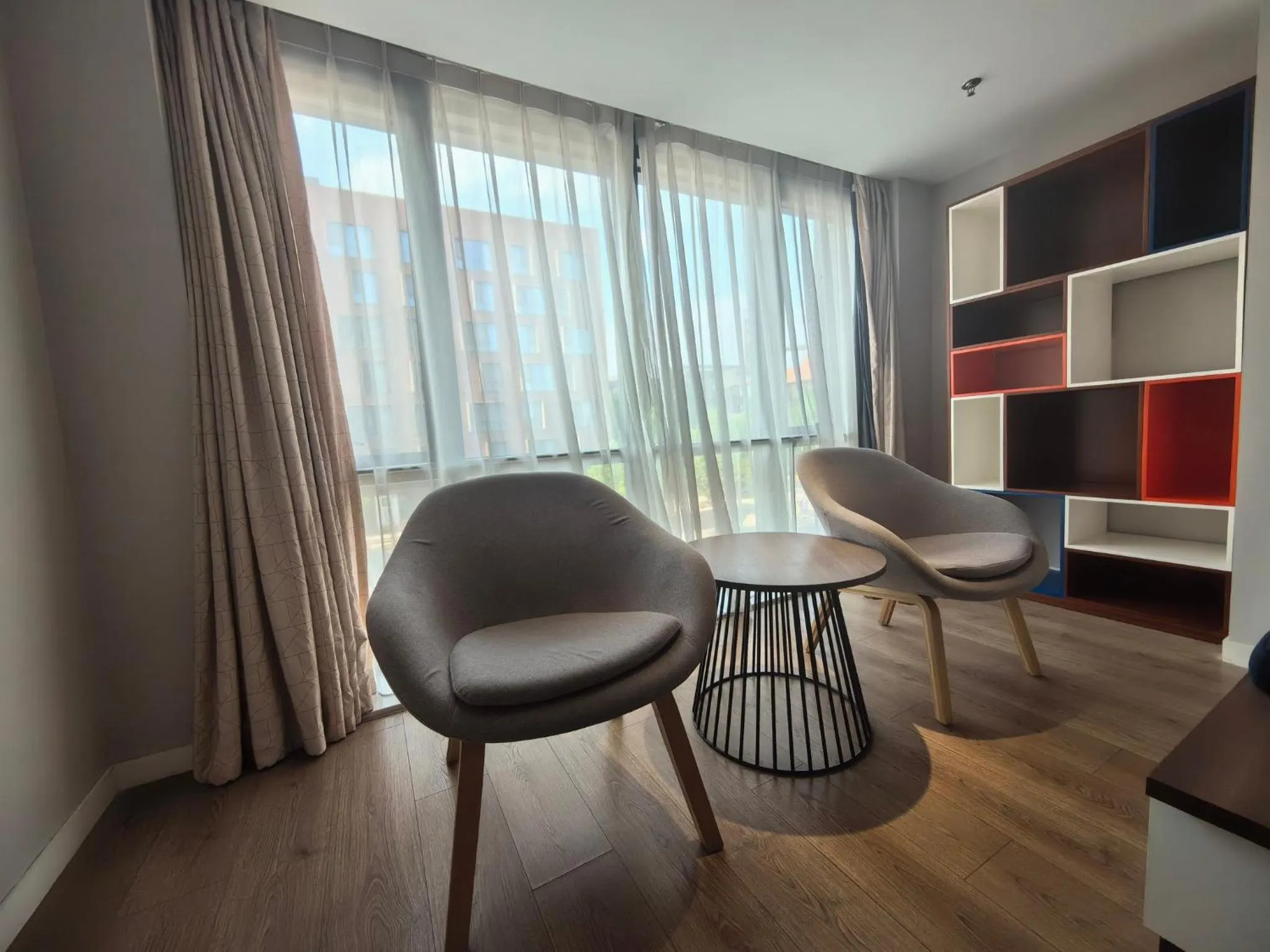 Photo of the whole room in Holiday Inn Express Beijing Shijingshan Parkview by IHG