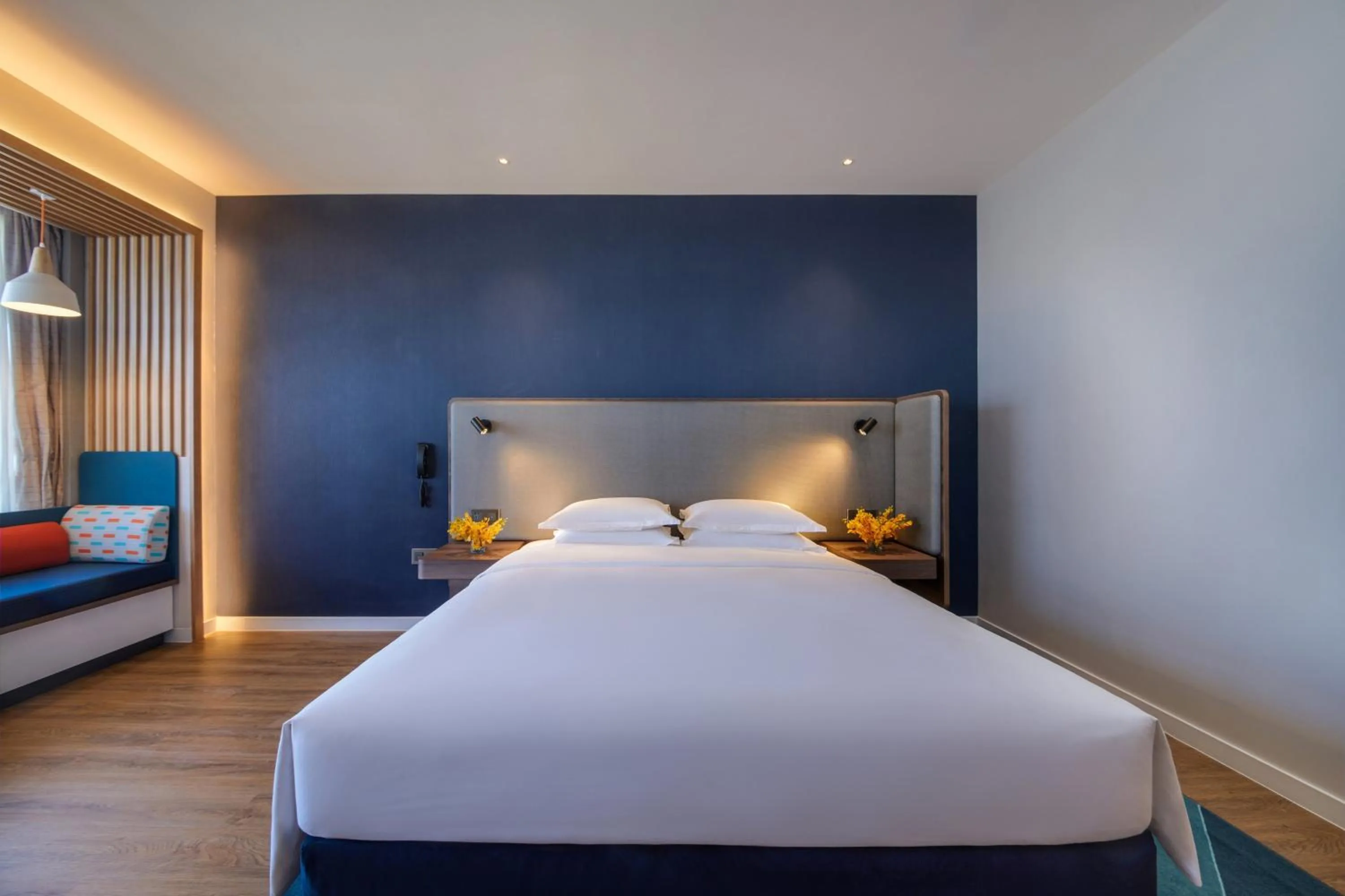 Photo of the whole room, Bed in Holiday Inn Express Xiamen Airport Zone by IHG