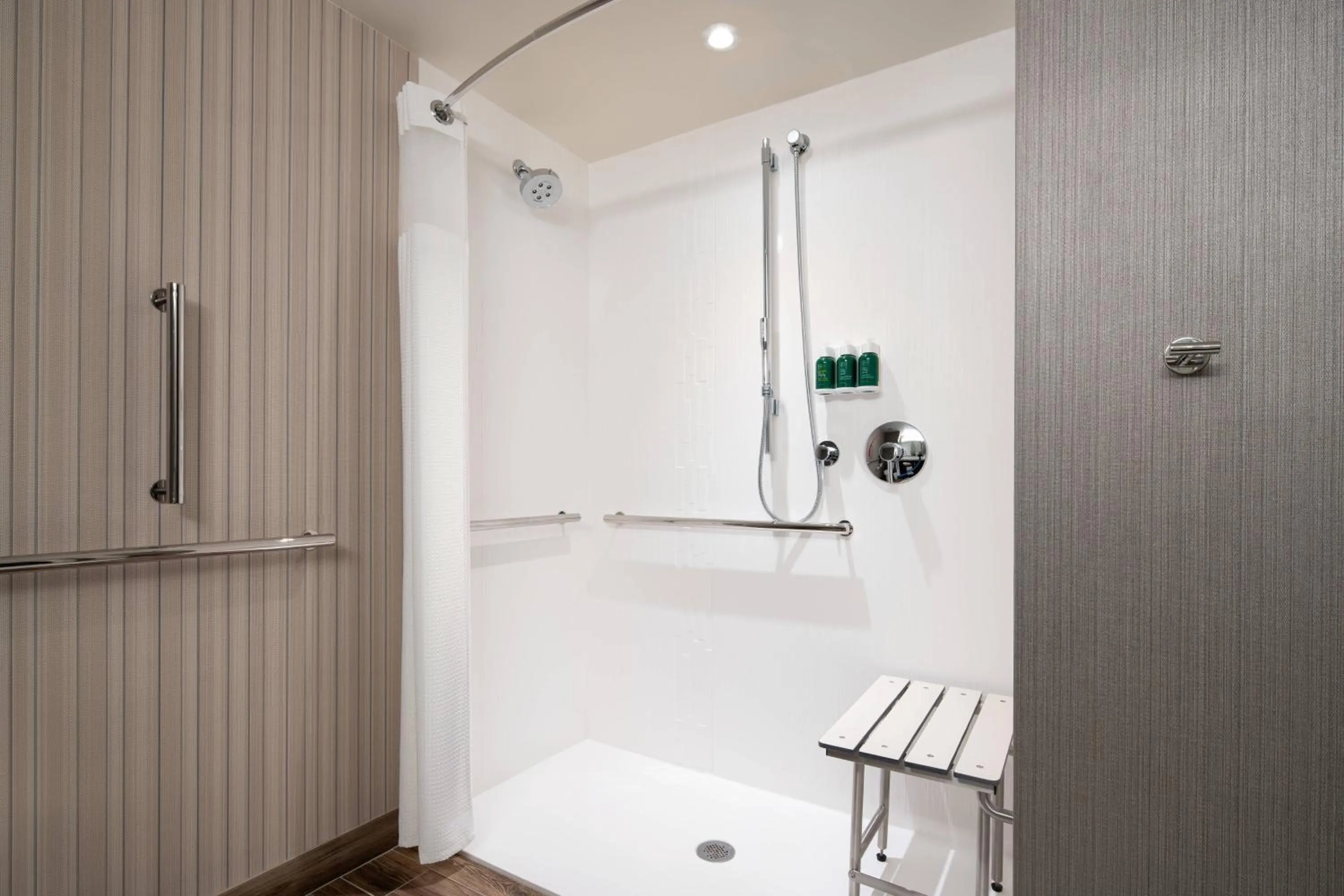 Bathroom in Courtyard by Marriott Loveland Fort Collins