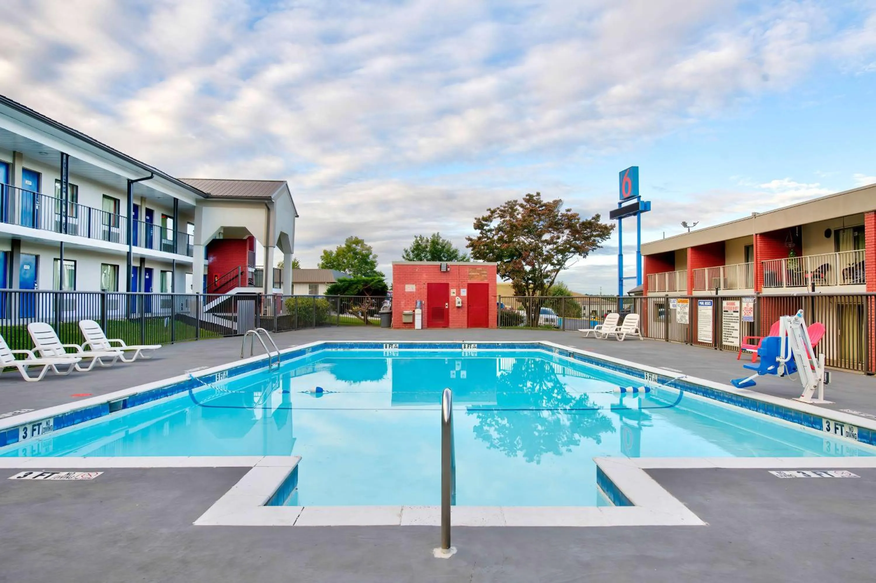 Pool view in Motel 6-Gainesville, GA