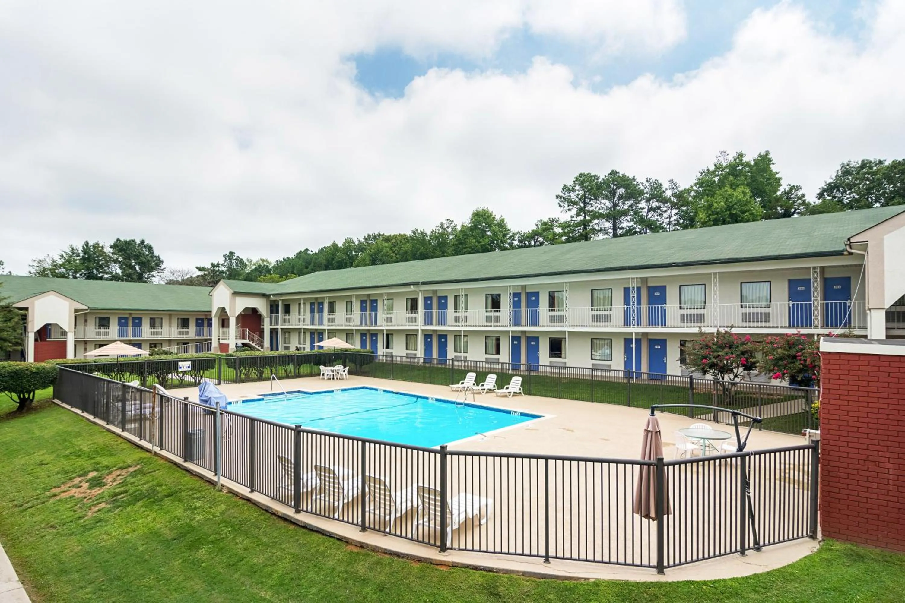 Swimming pool in Motel 6-Gainesville, GA