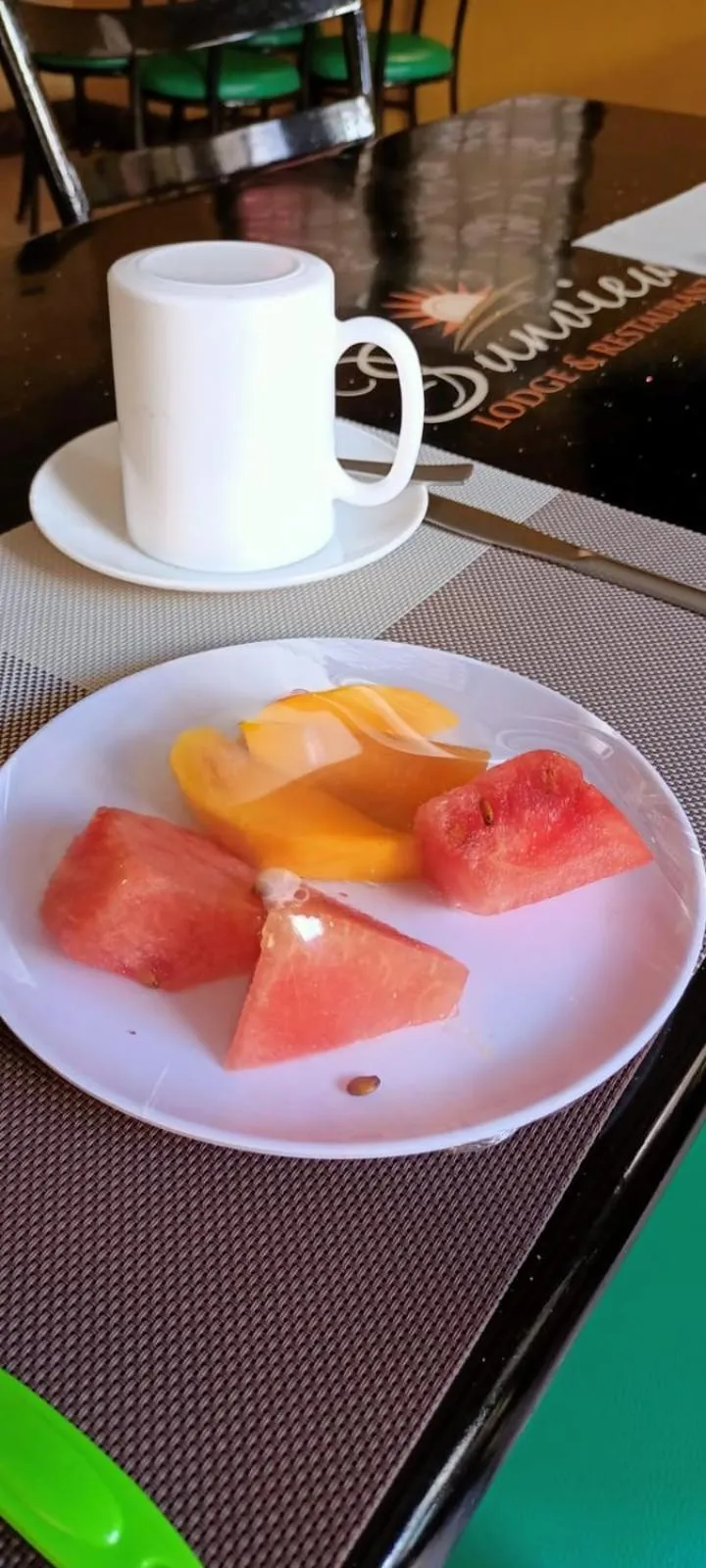 Sunview Lodge & Restaurant