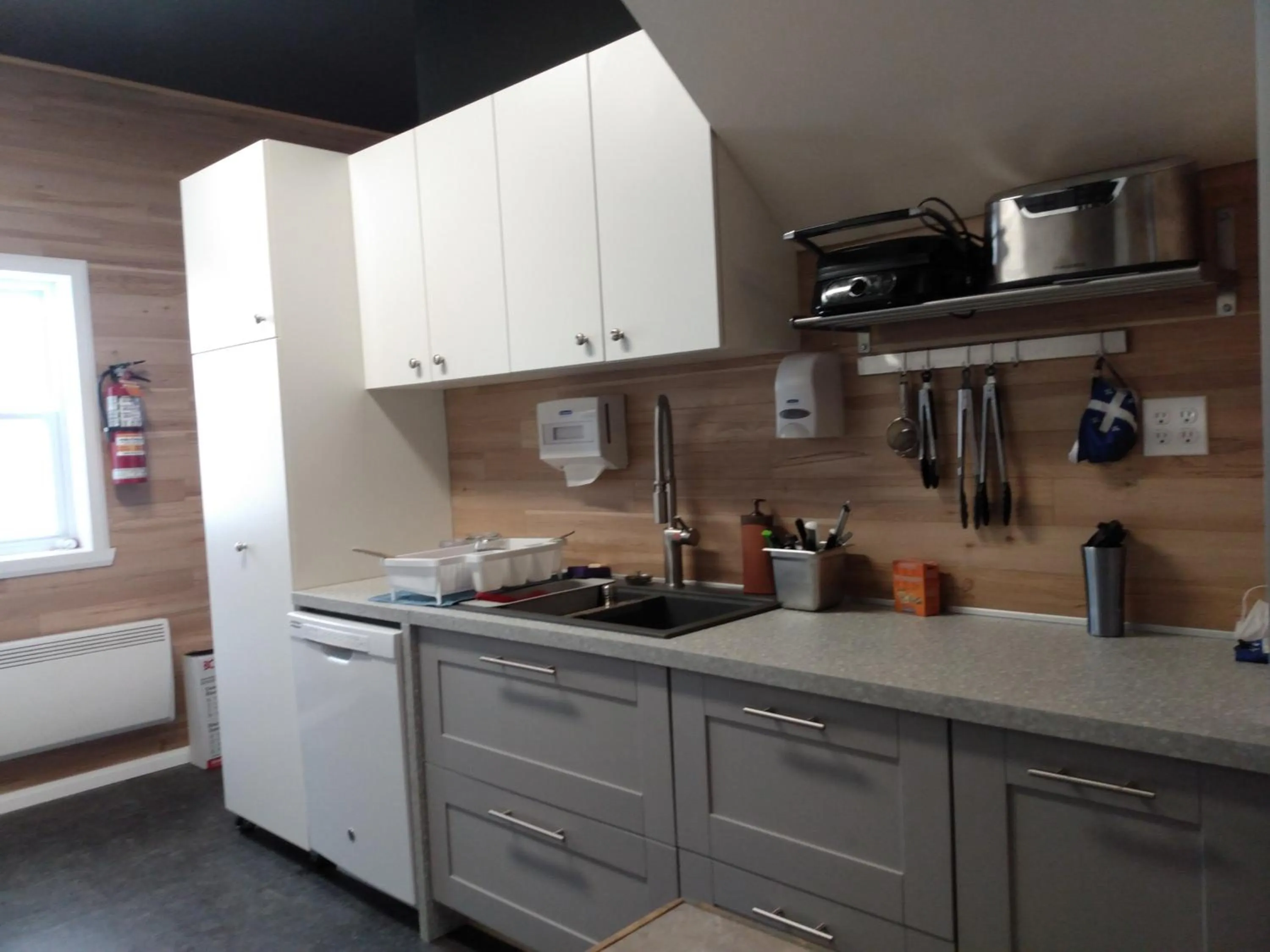 kitchen in Auberge Jeunesse à Loulou