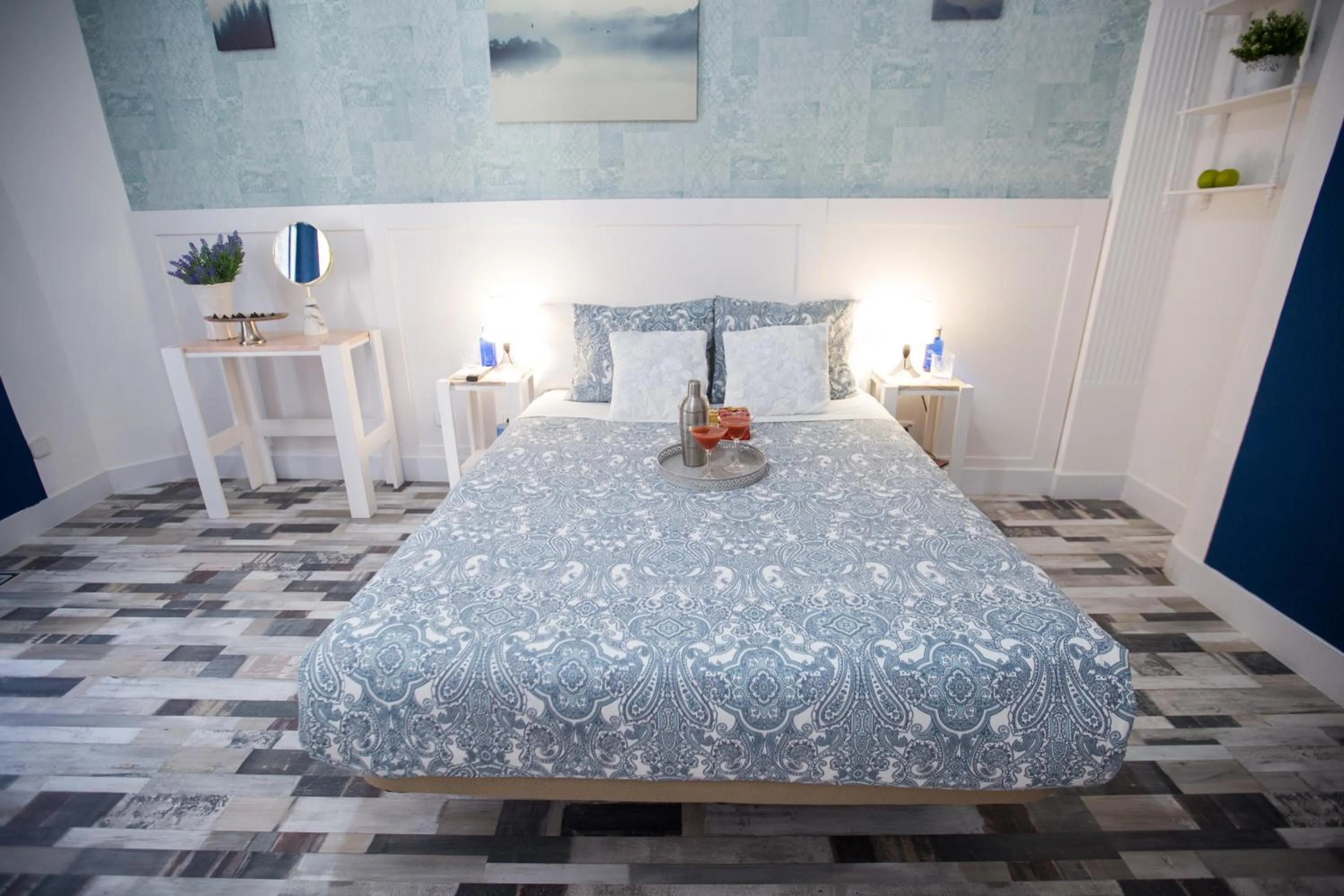 Photo of the whole room, Bed in Fuencarral Adeco