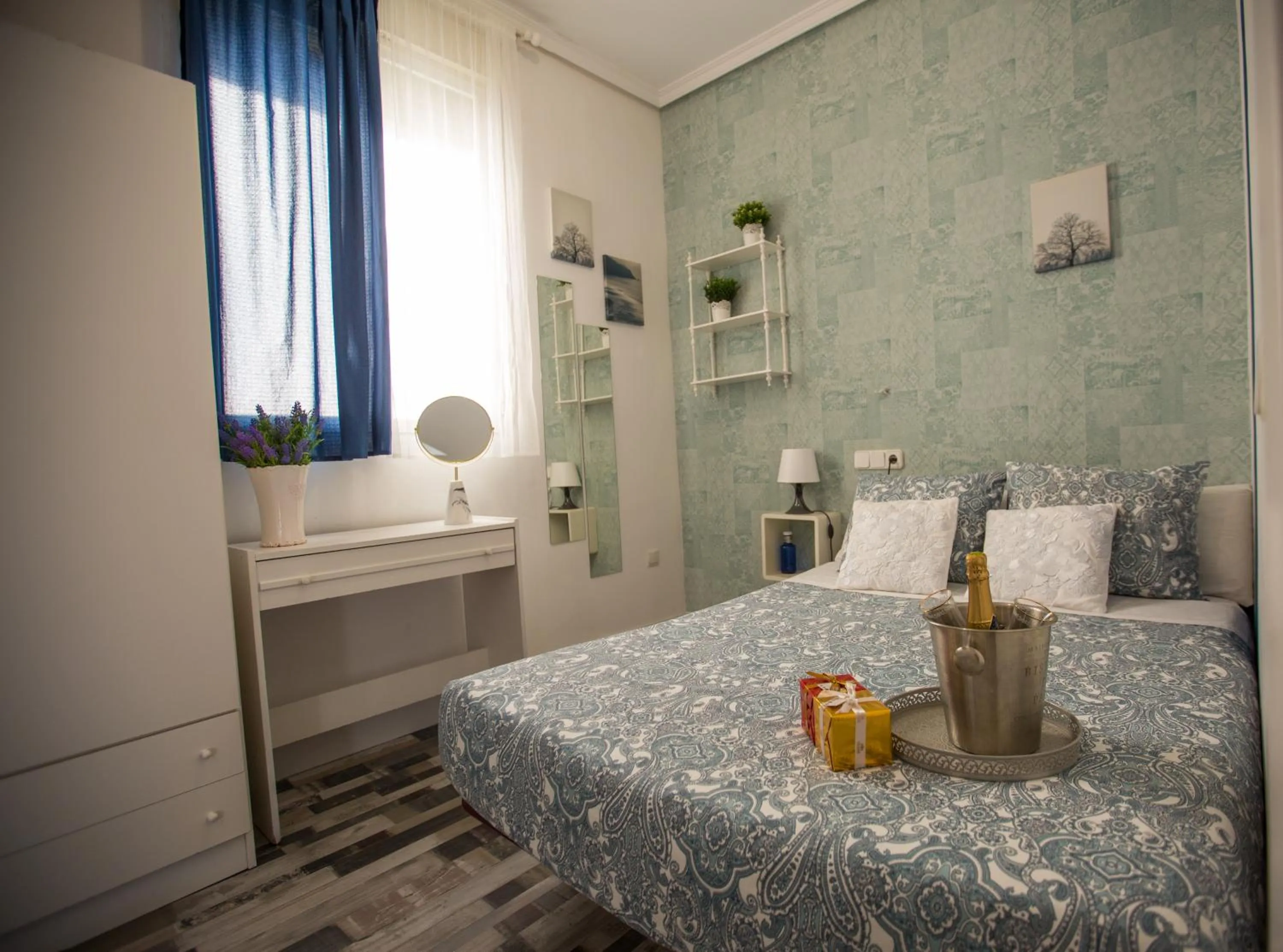 Bed in Fuencarral Adeco