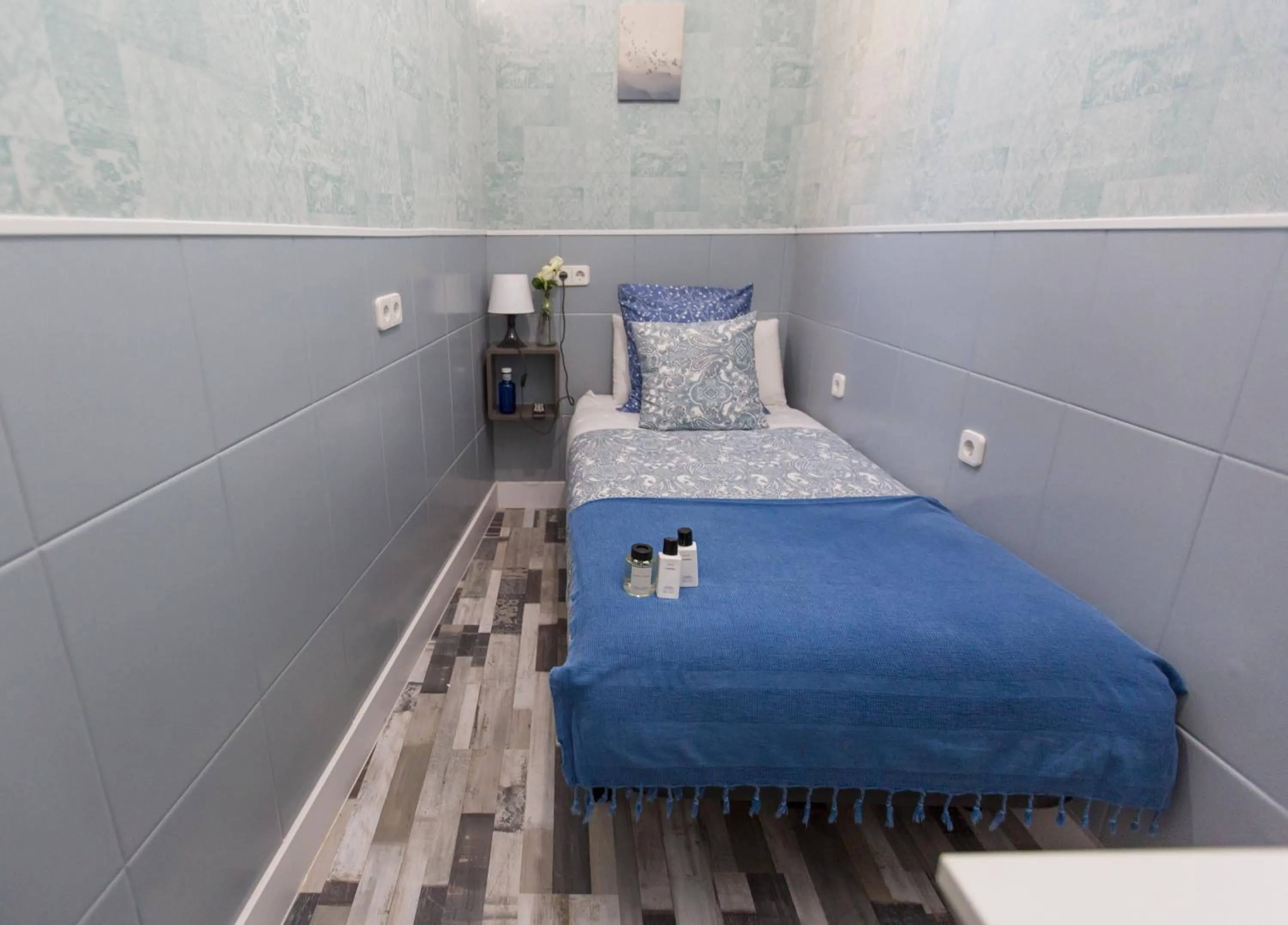 Bedroom, Bed in Fuencarral Adeco