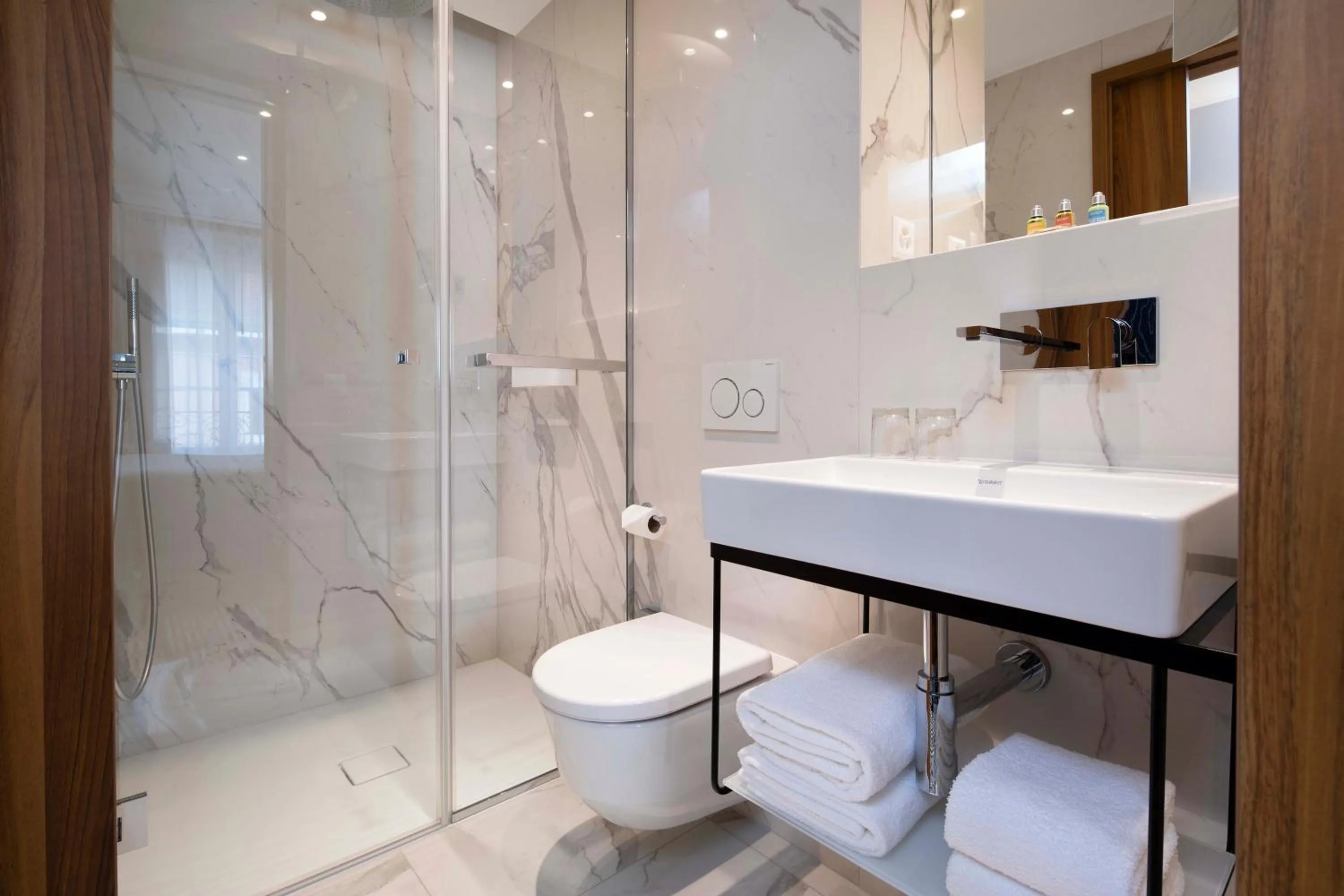 Bathroom in Hotel D Geneva