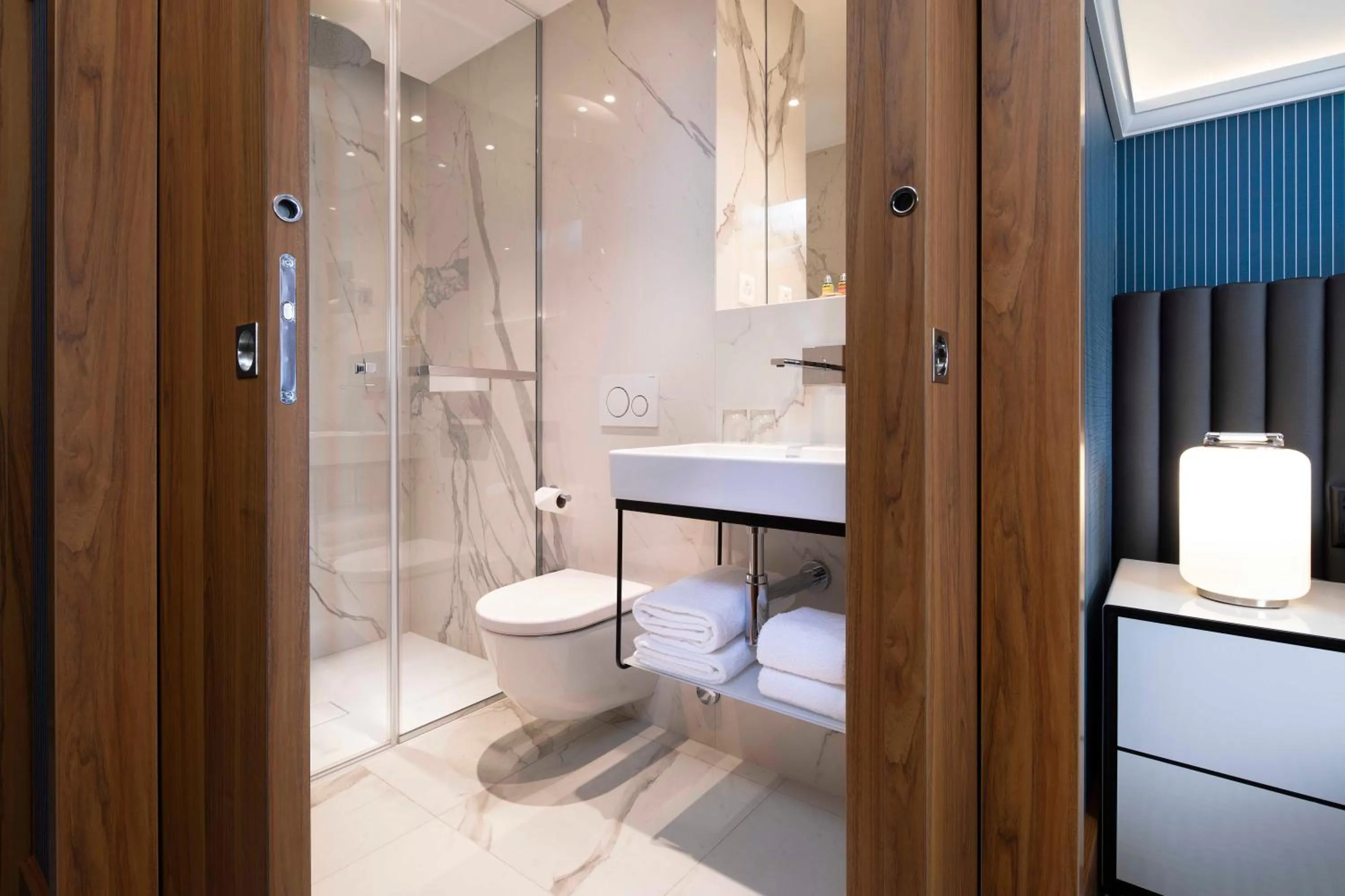 Bathroom in Hotel D Geneva