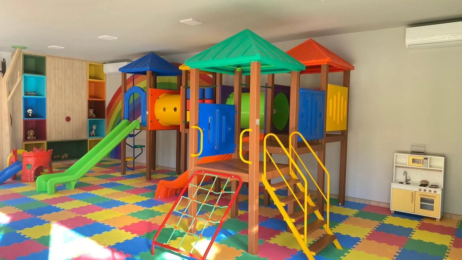 Children play ground in Hotel Internacional Gravatal