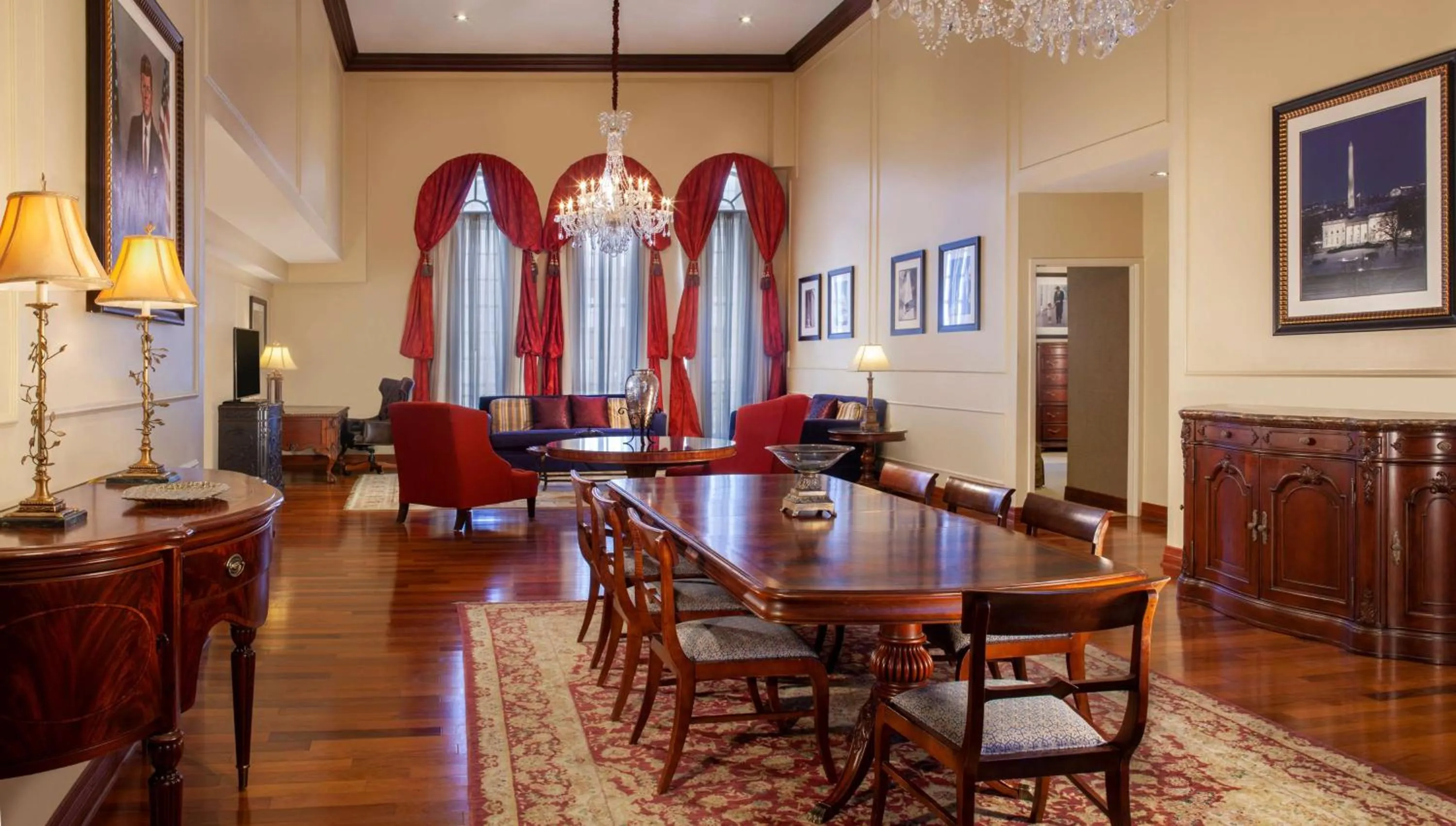 Bedroom in Hilton Fort Worth