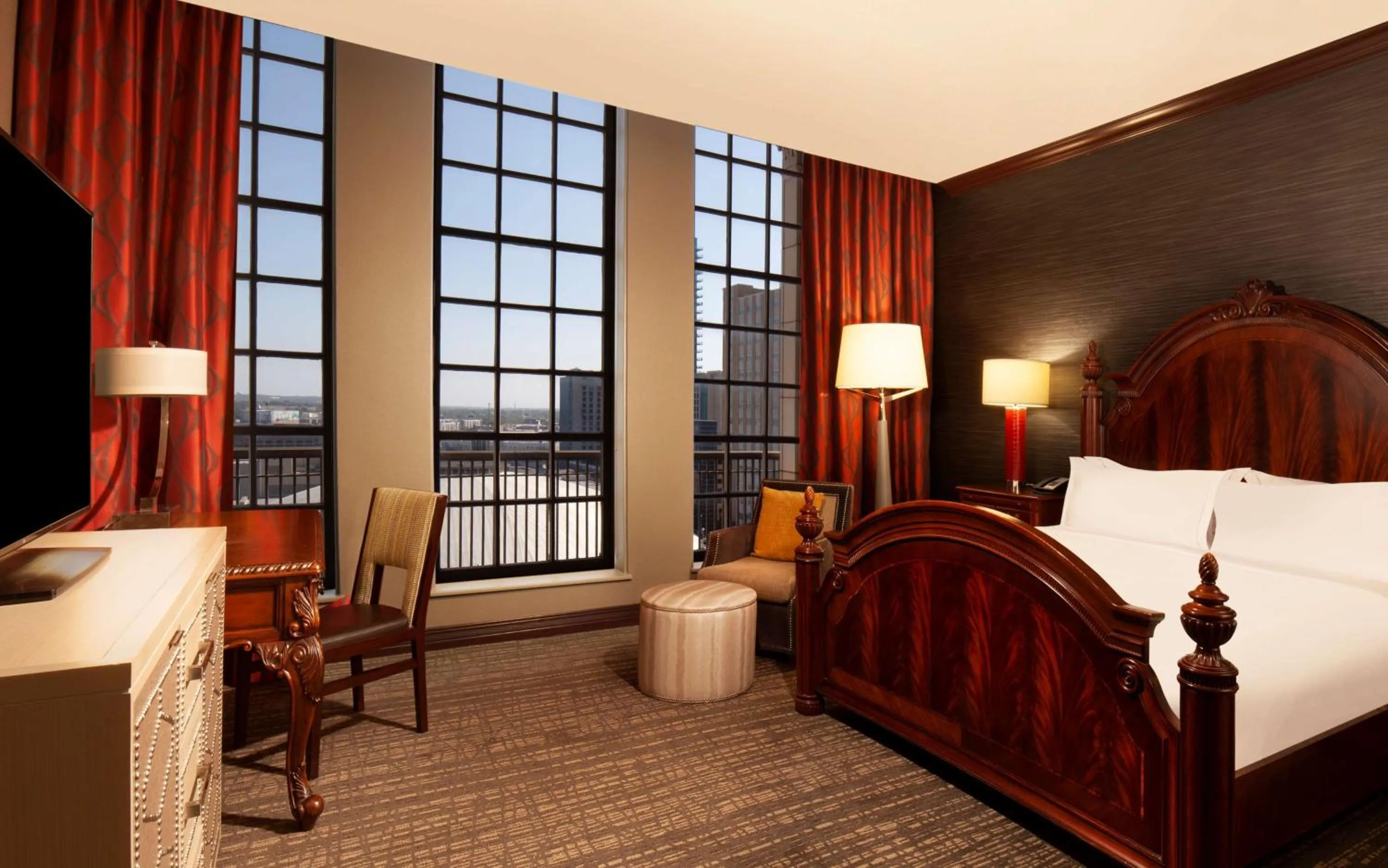 Bedroom, Bed in Hilton Fort Worth