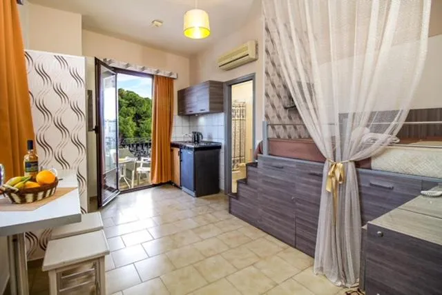 Photo of the whole room, Bed in Takis Hotel Apartments