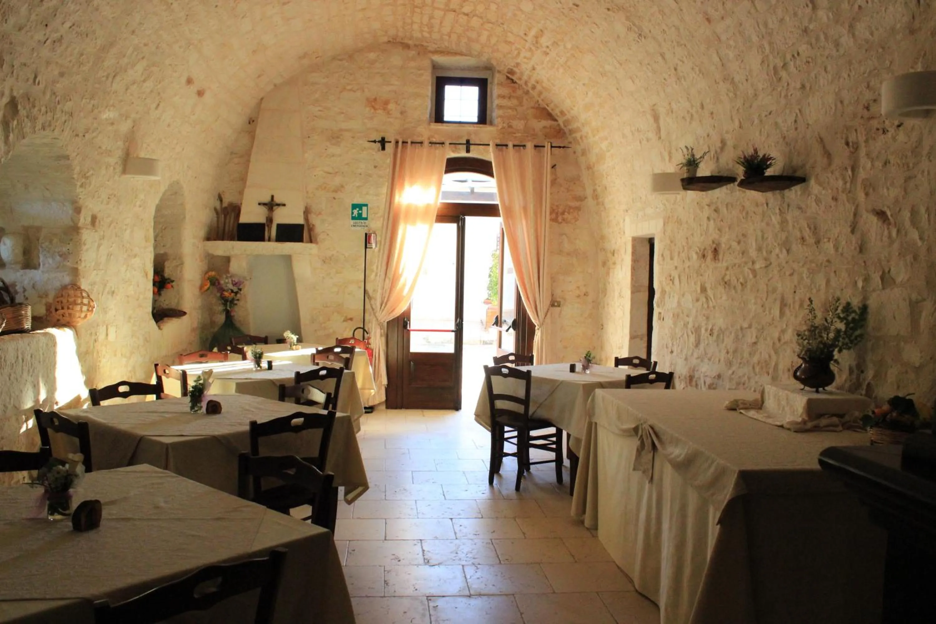 Restaurant/places to eat in Masseria Valente