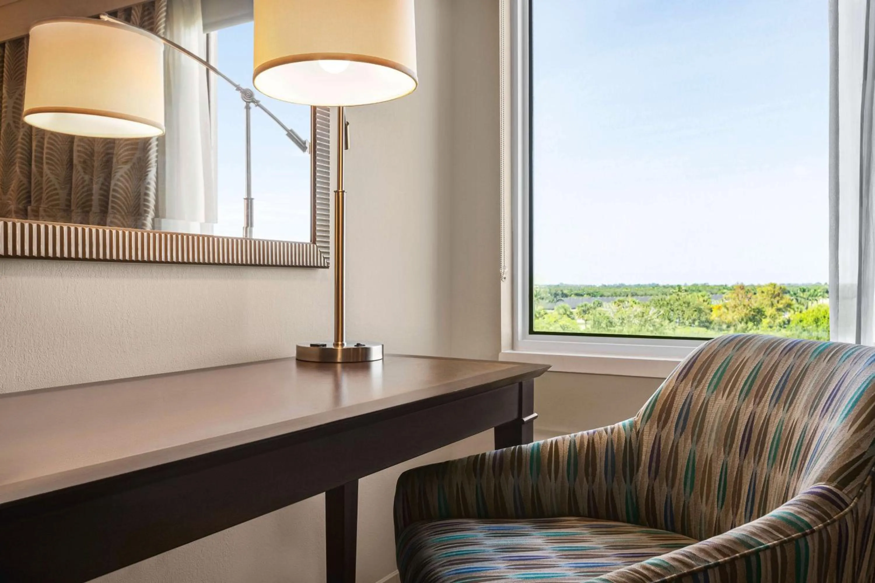 Bedroom in Hampton Inn Pembroke Pines