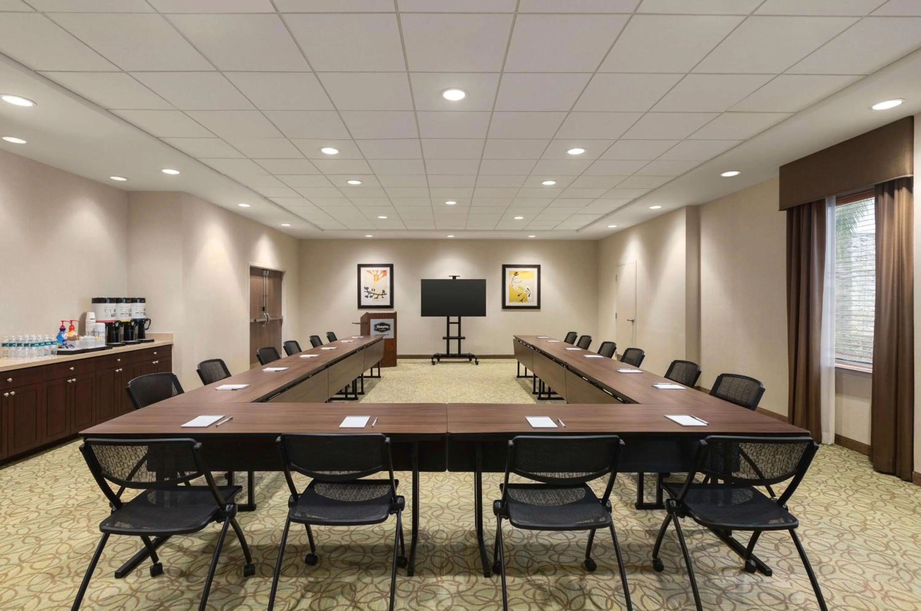 Meeting/conference room in Hampton Inn Pembroke Pines