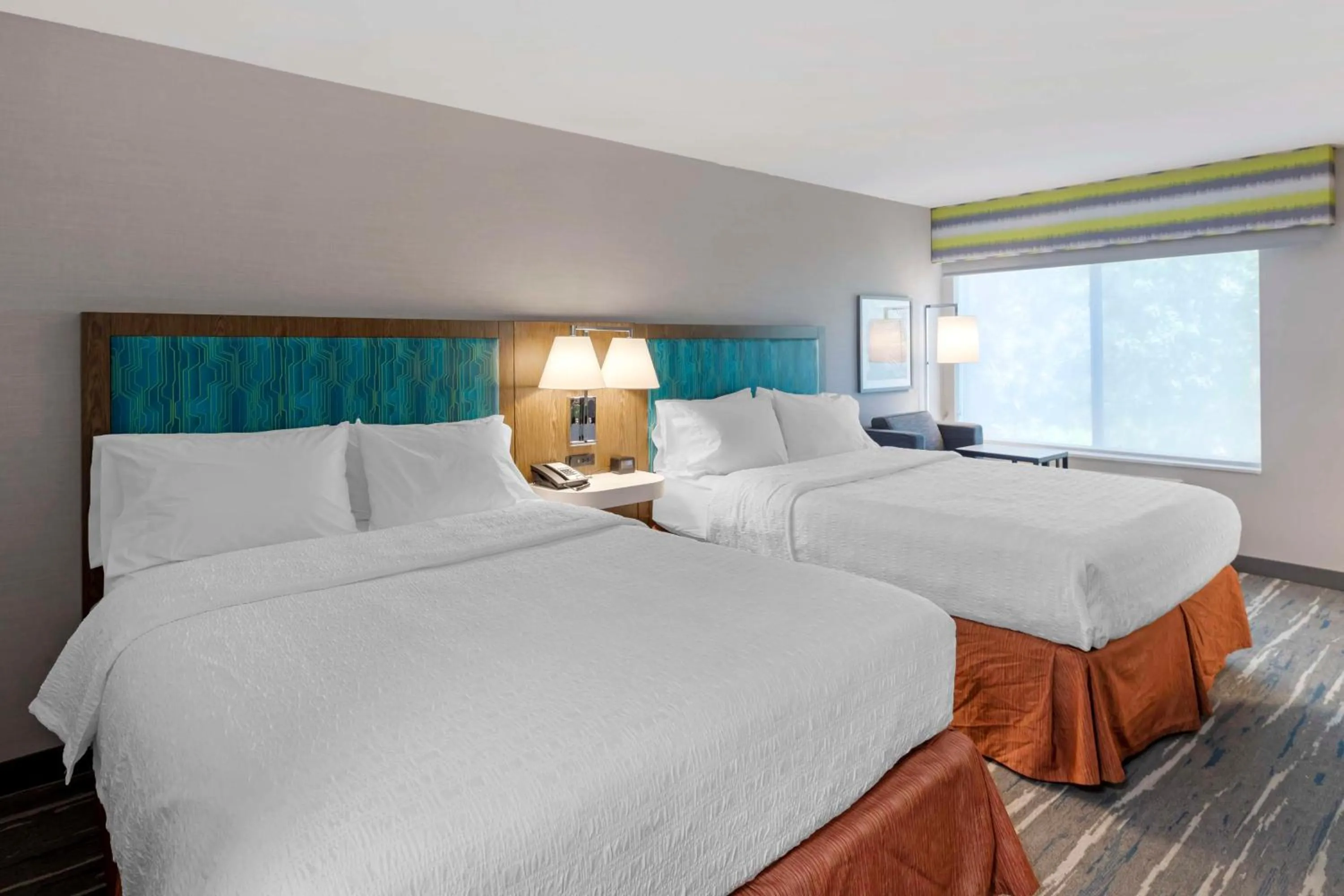 Bed in Hampton Inn Fort Collins