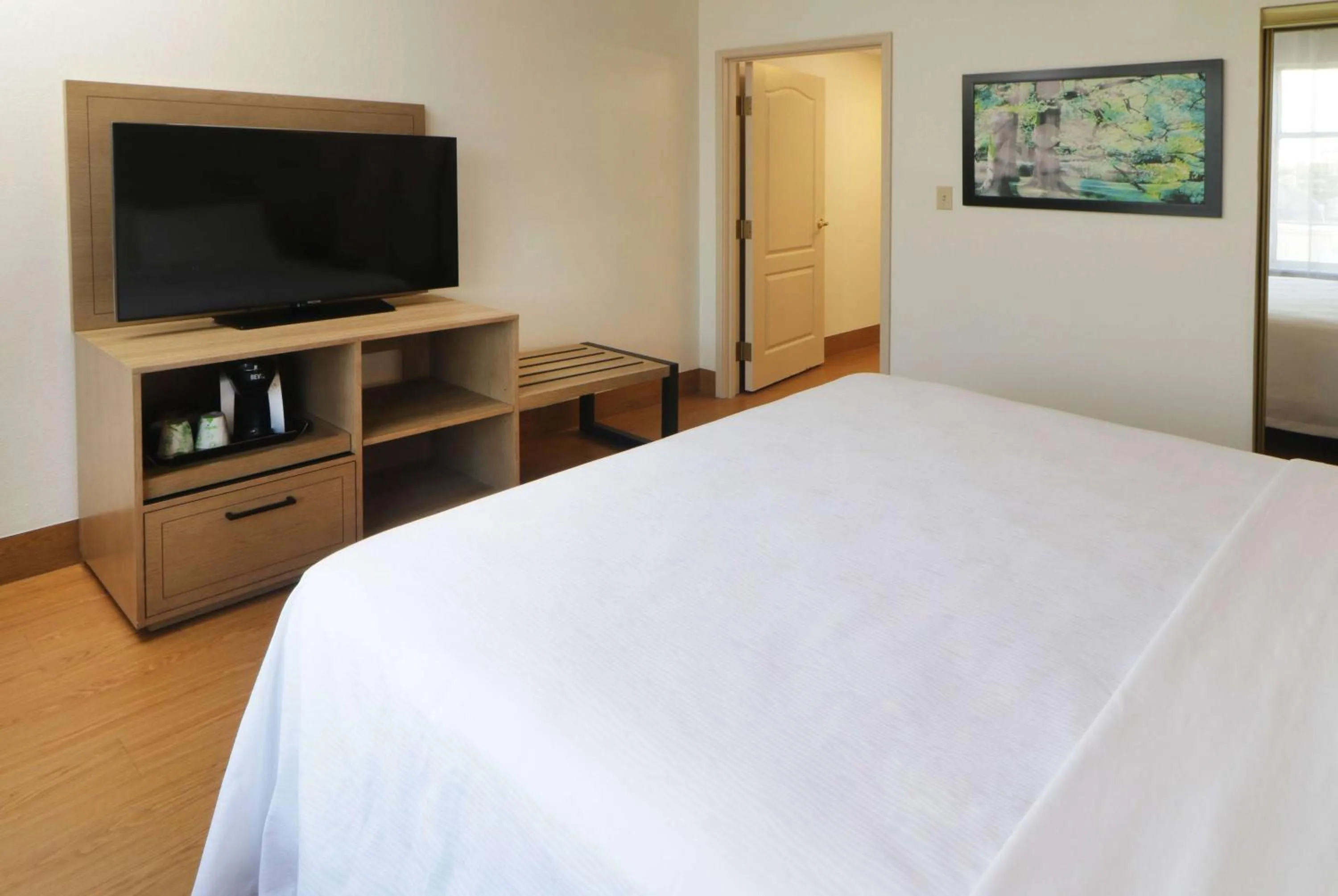 Photo of the whole room, Bed in Wyndham Garden McAllen at La Plaza Mall