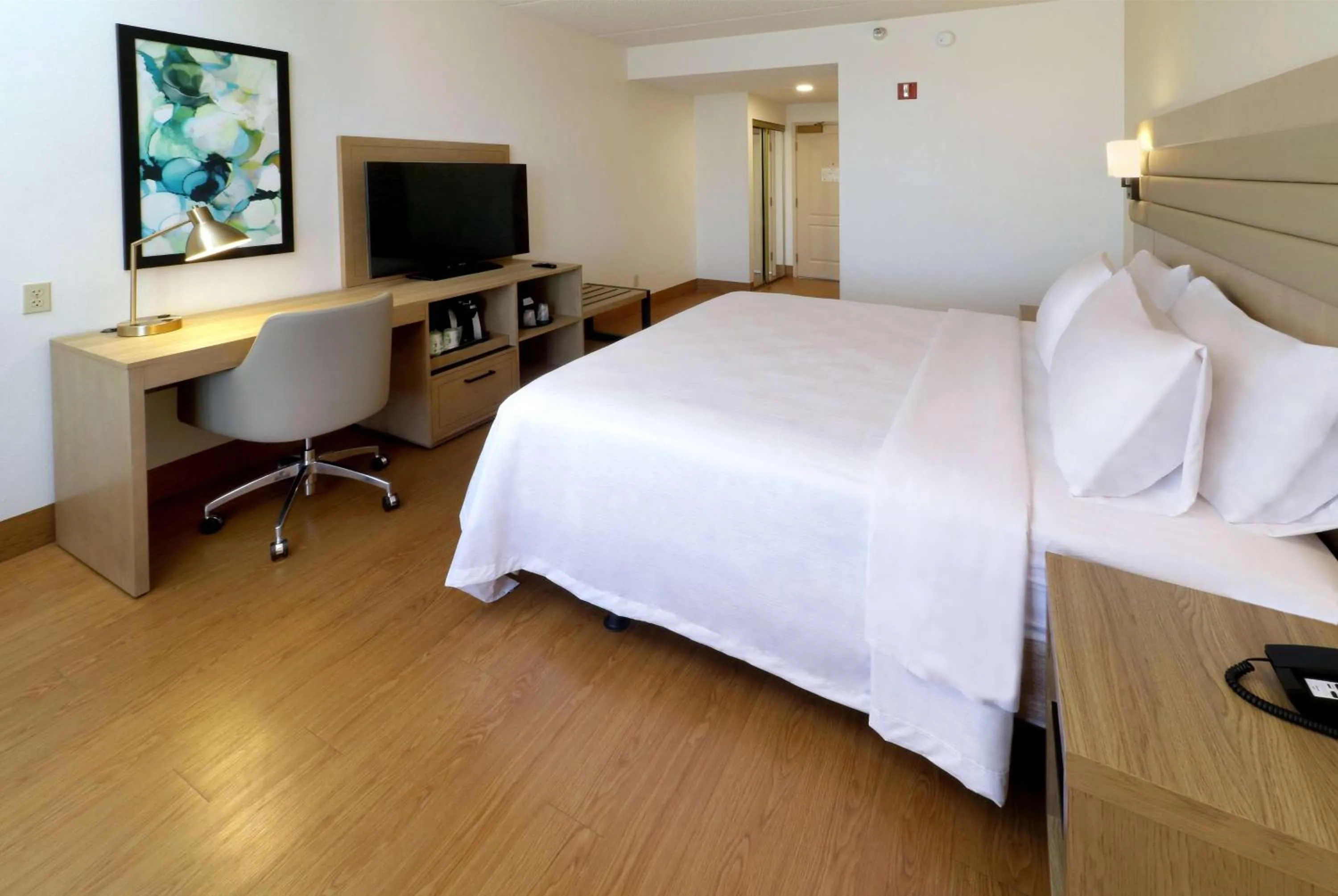 Photo of the whole room, Bed in Wyndham Garden McAllen at La Plaza Mall