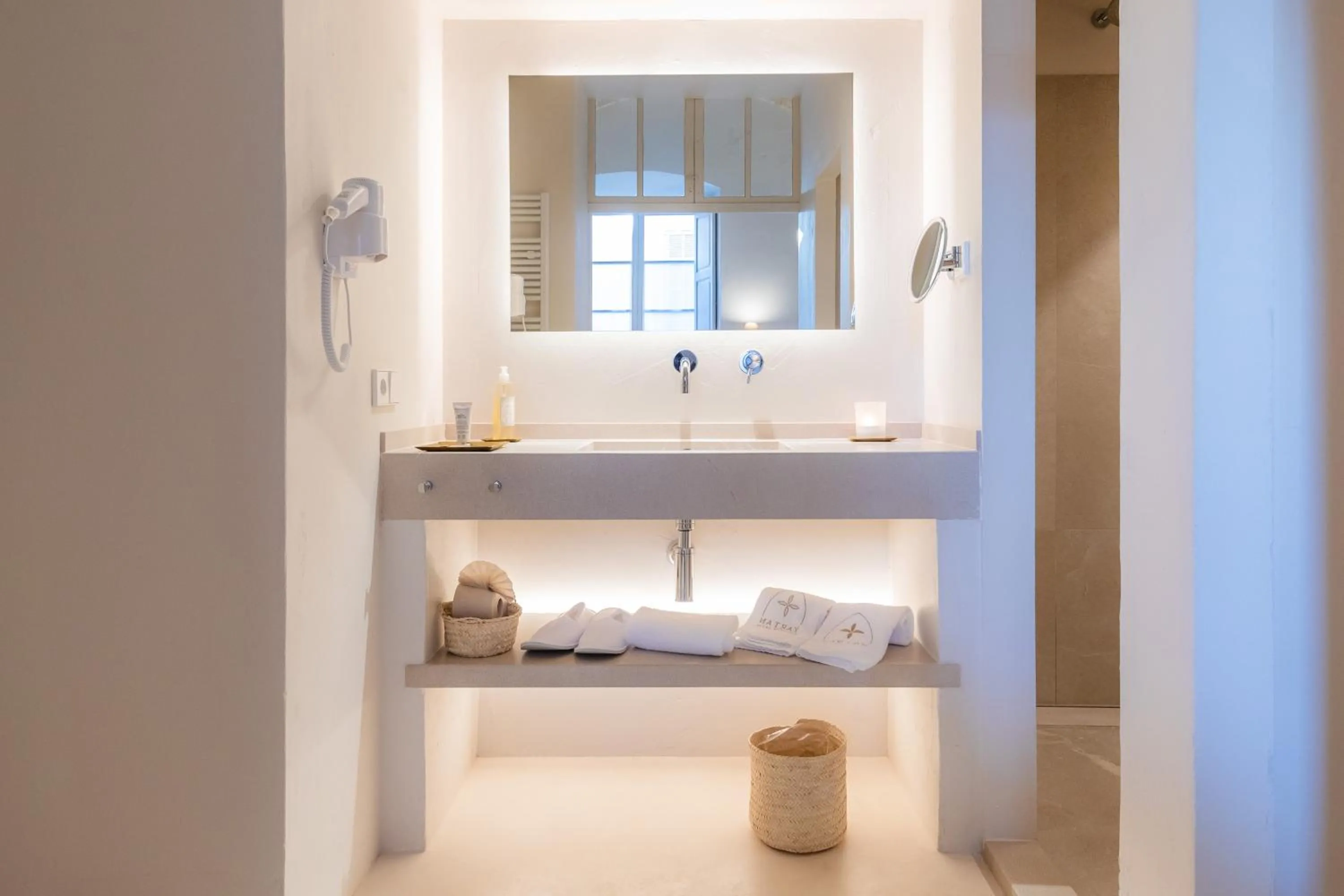 Bathroom, Bed in Yartan Boutique Hotel - Adults Only