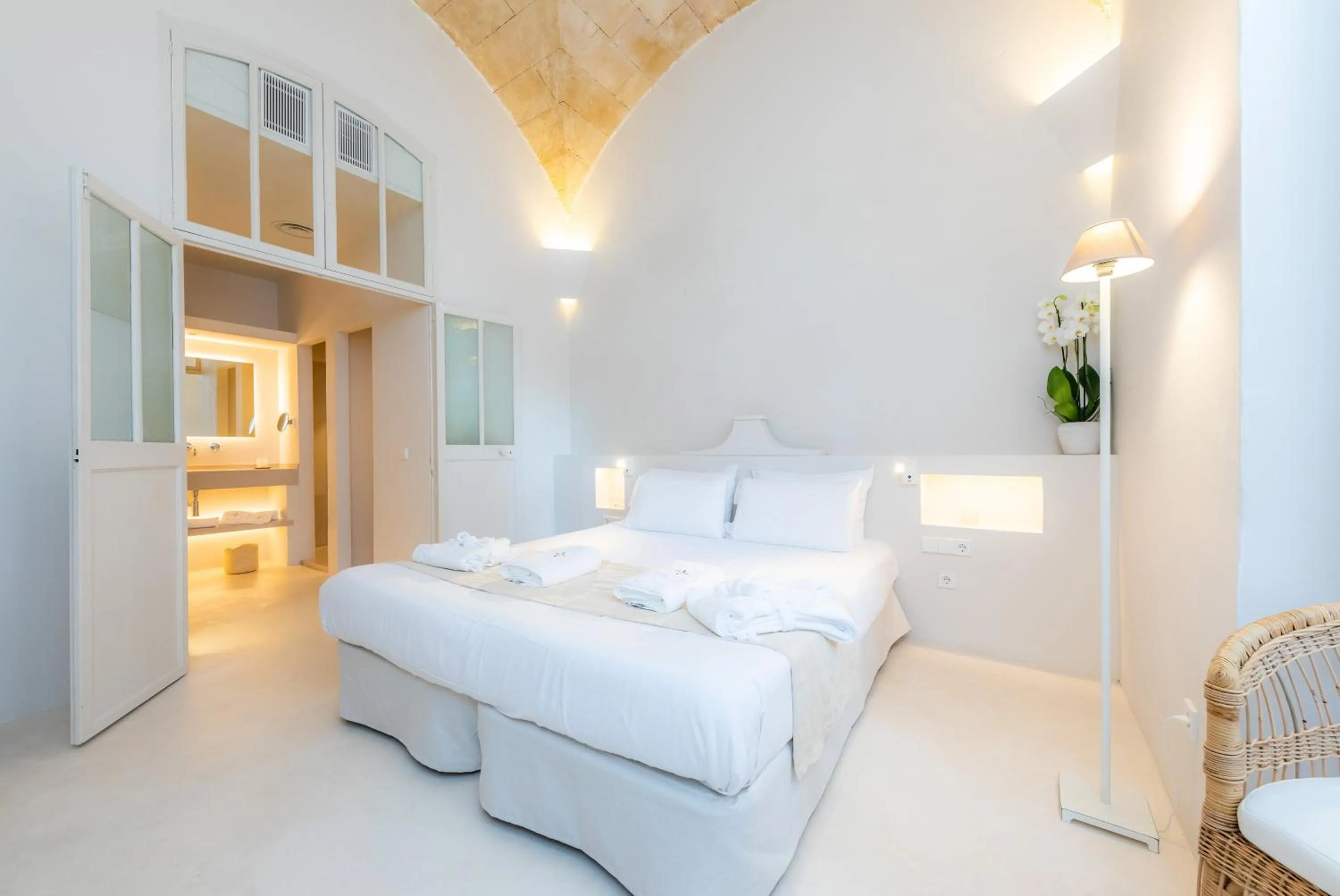 Bed in Yartan Boutique Hotel - Adults Only