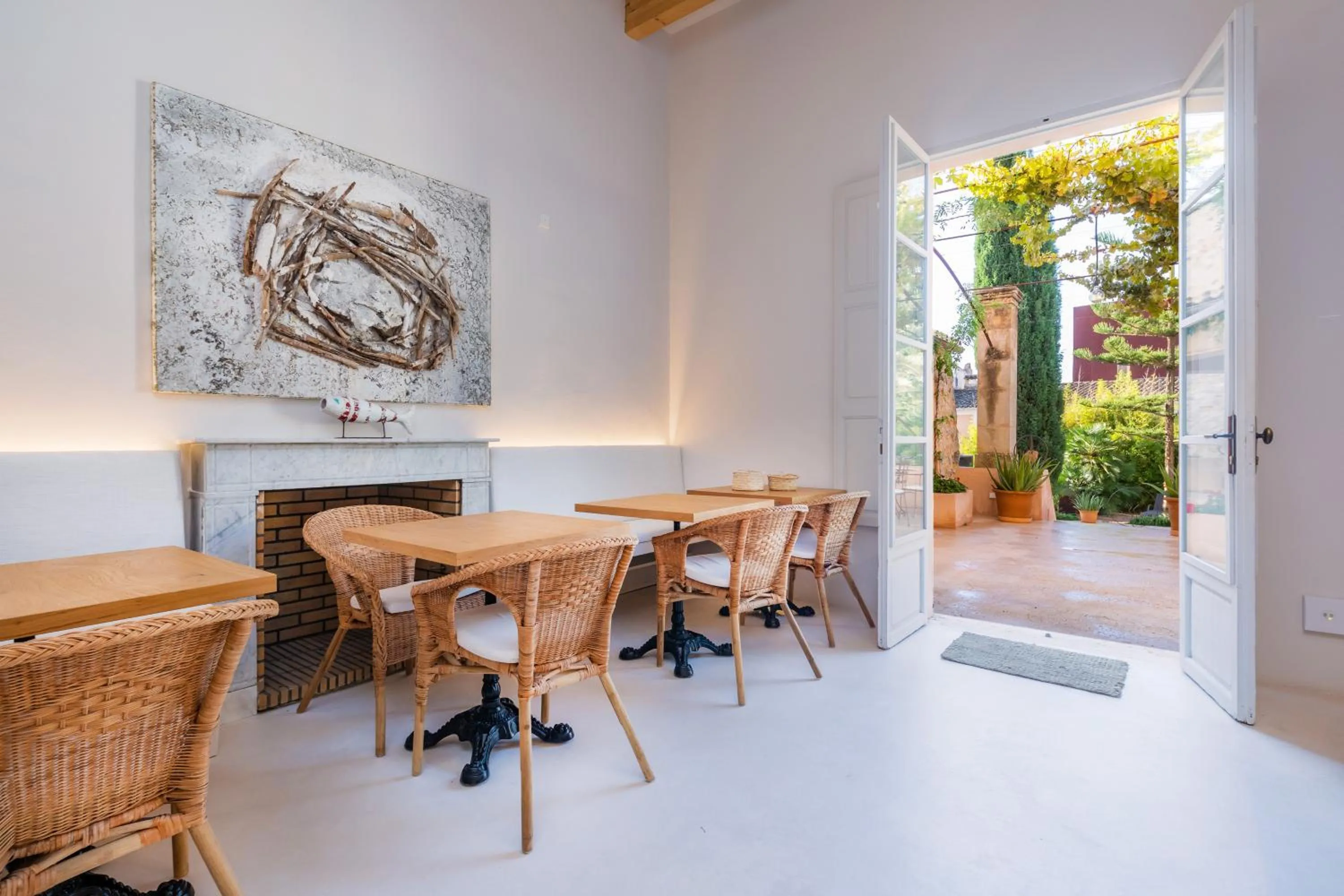 Dining area in Yartan Boutique Hotel - Adults Only