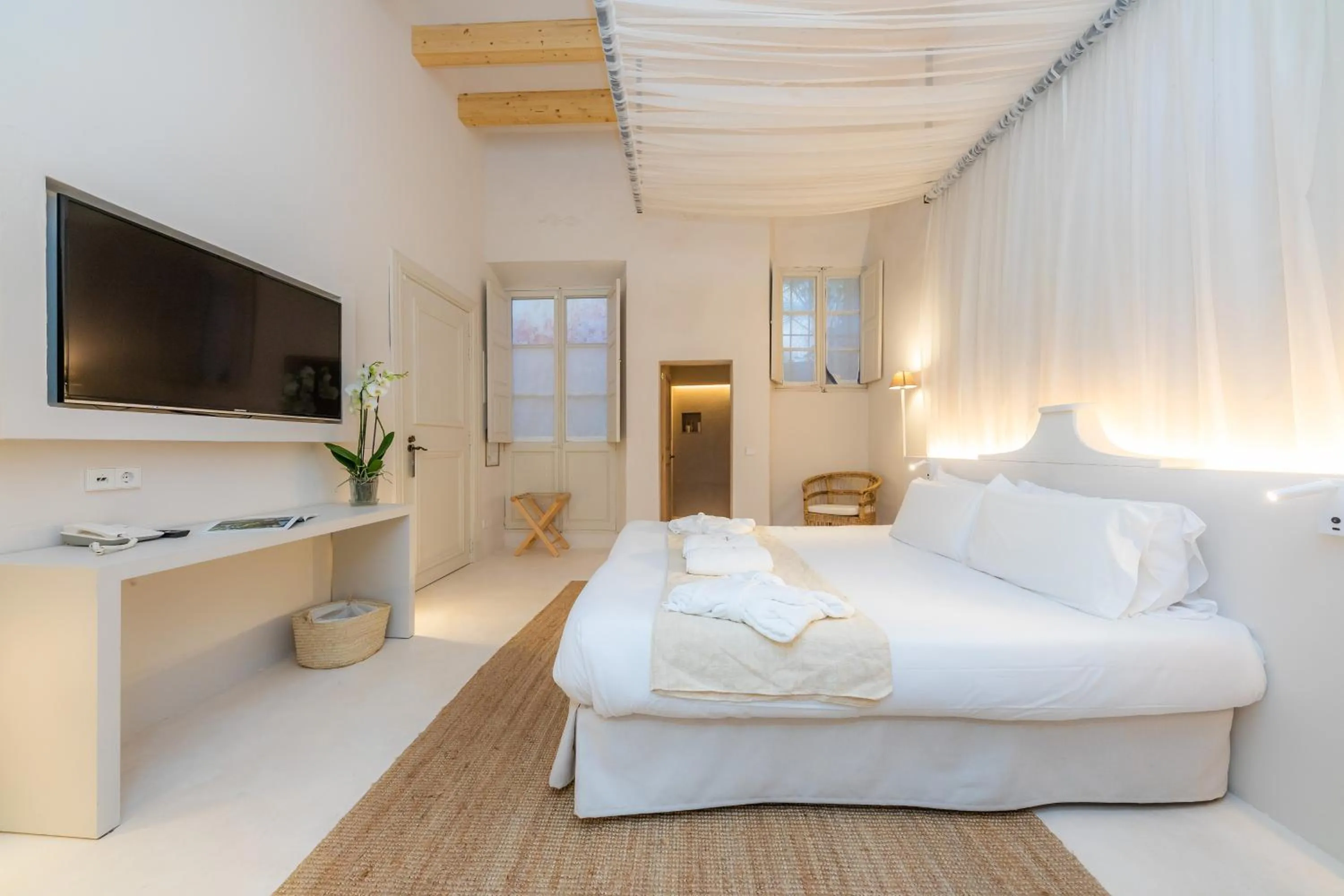 Bed in Yartan Boutique Hotel - Adults Only