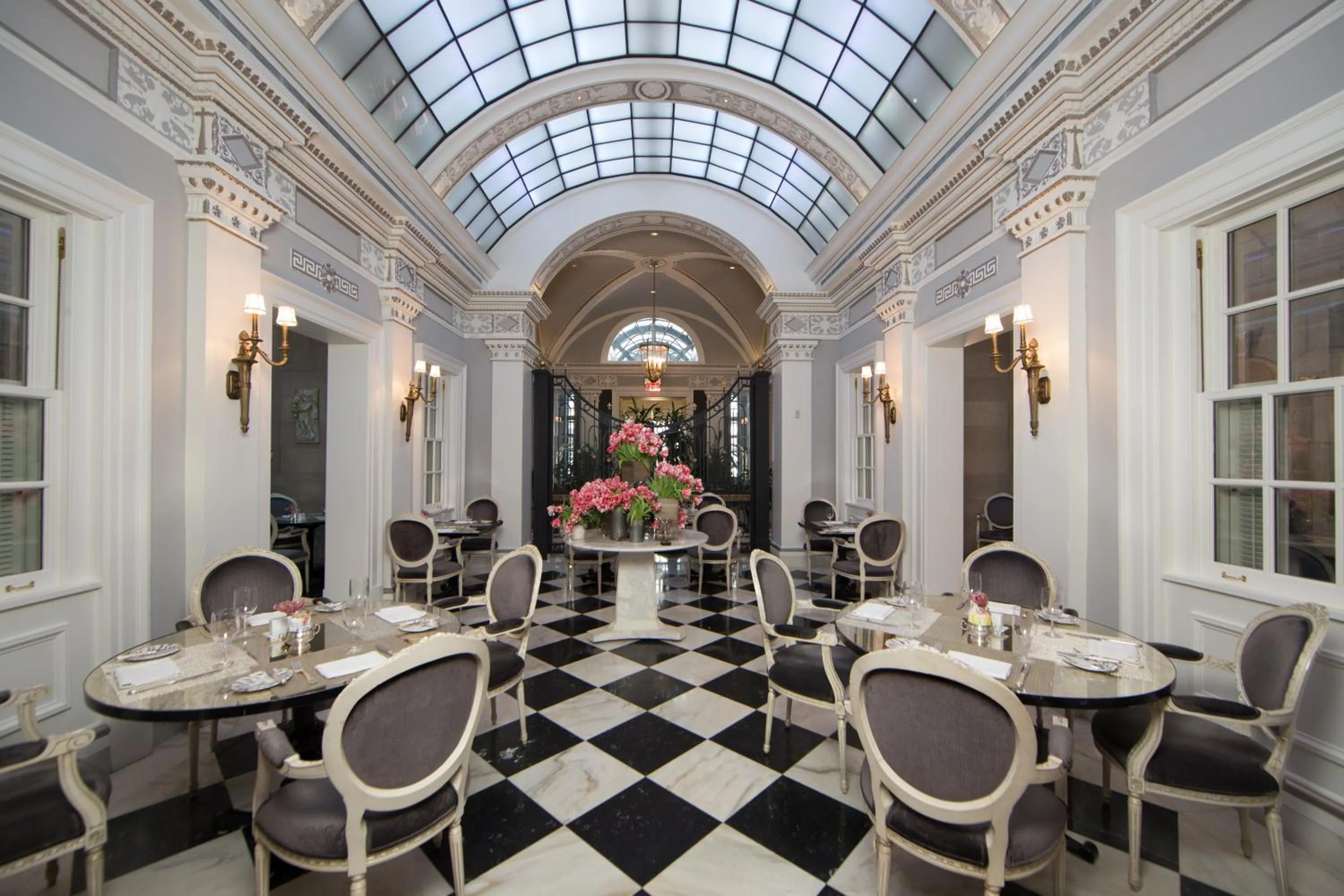 Restaurant/places to eat in The Jefferson Hotel