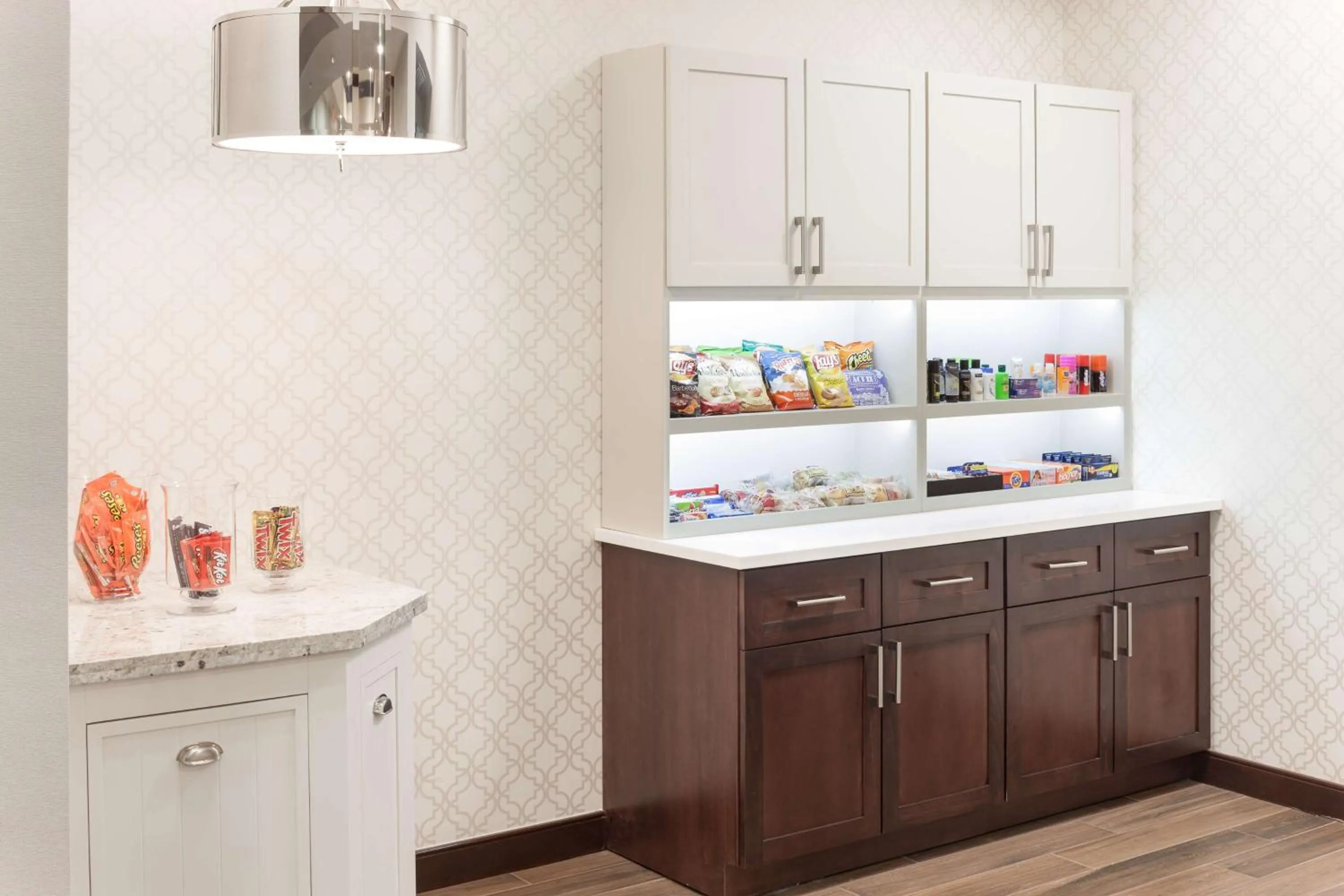 Restaurant/places to eat in Homewood Suites by Hilton El Paso Airport