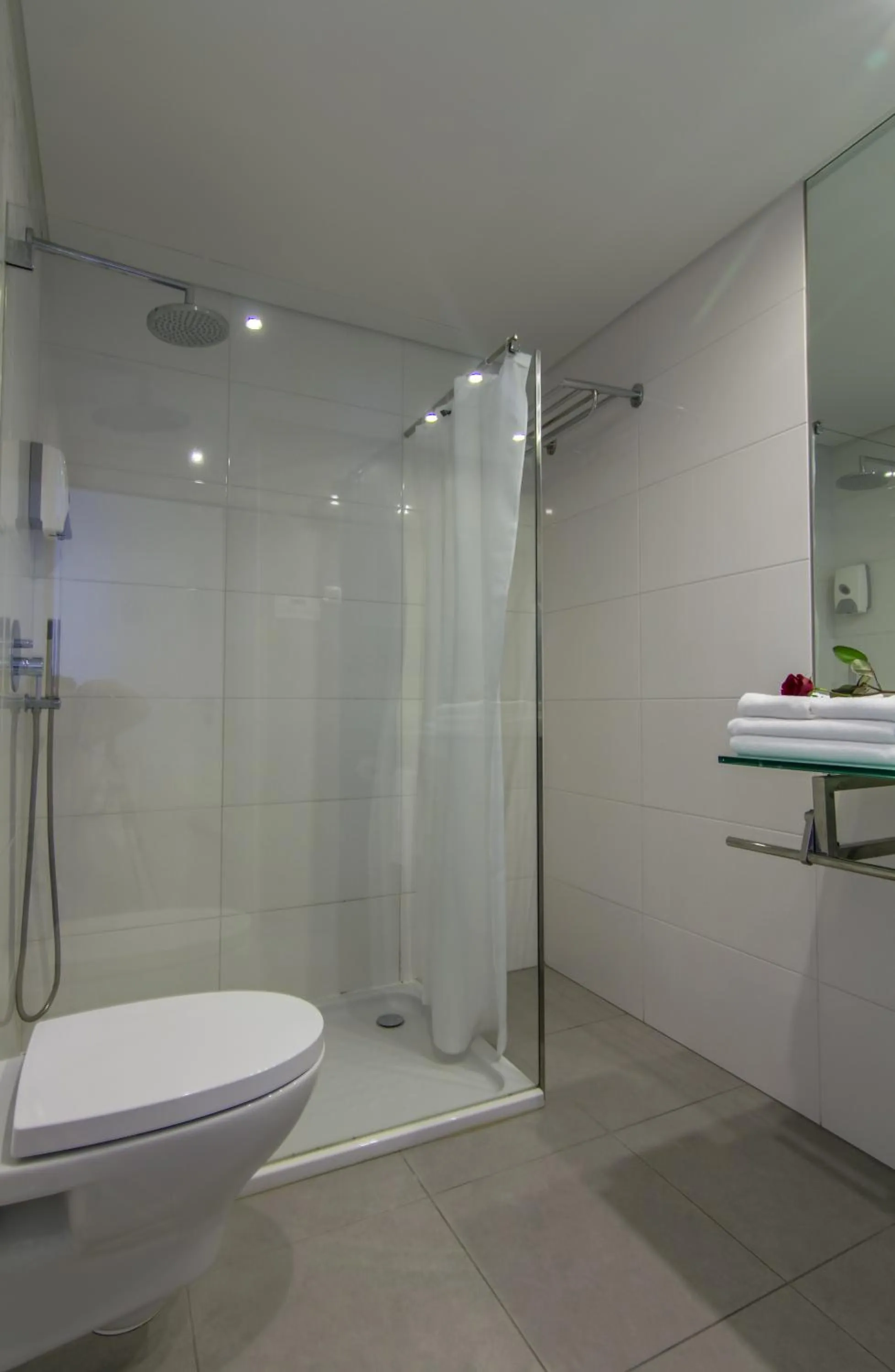 Shower in Boutique & Villas Boliqueime