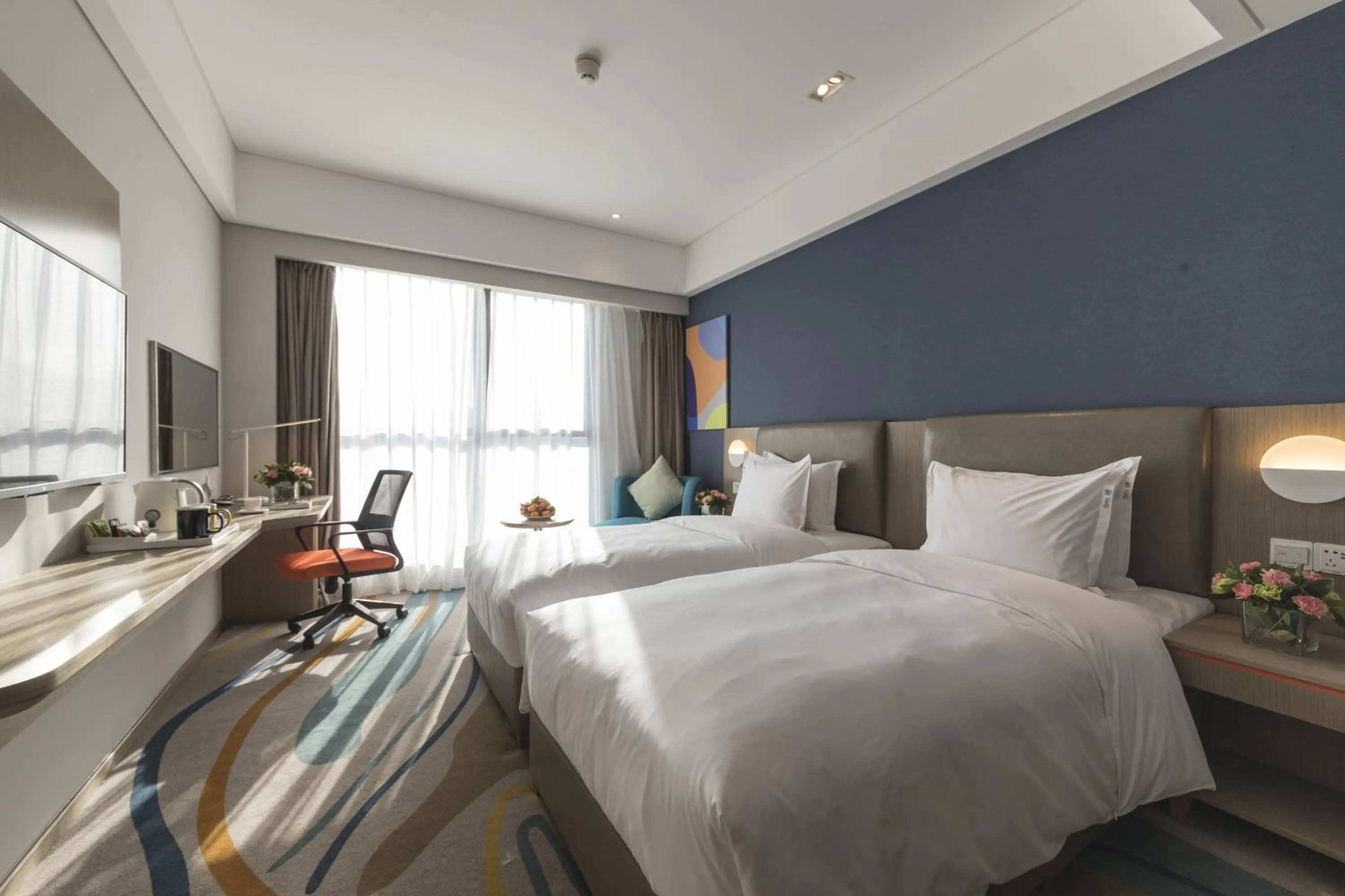 Photo of the whole room, Bed in Holiday Inn Express - Xichang City Center by IHG