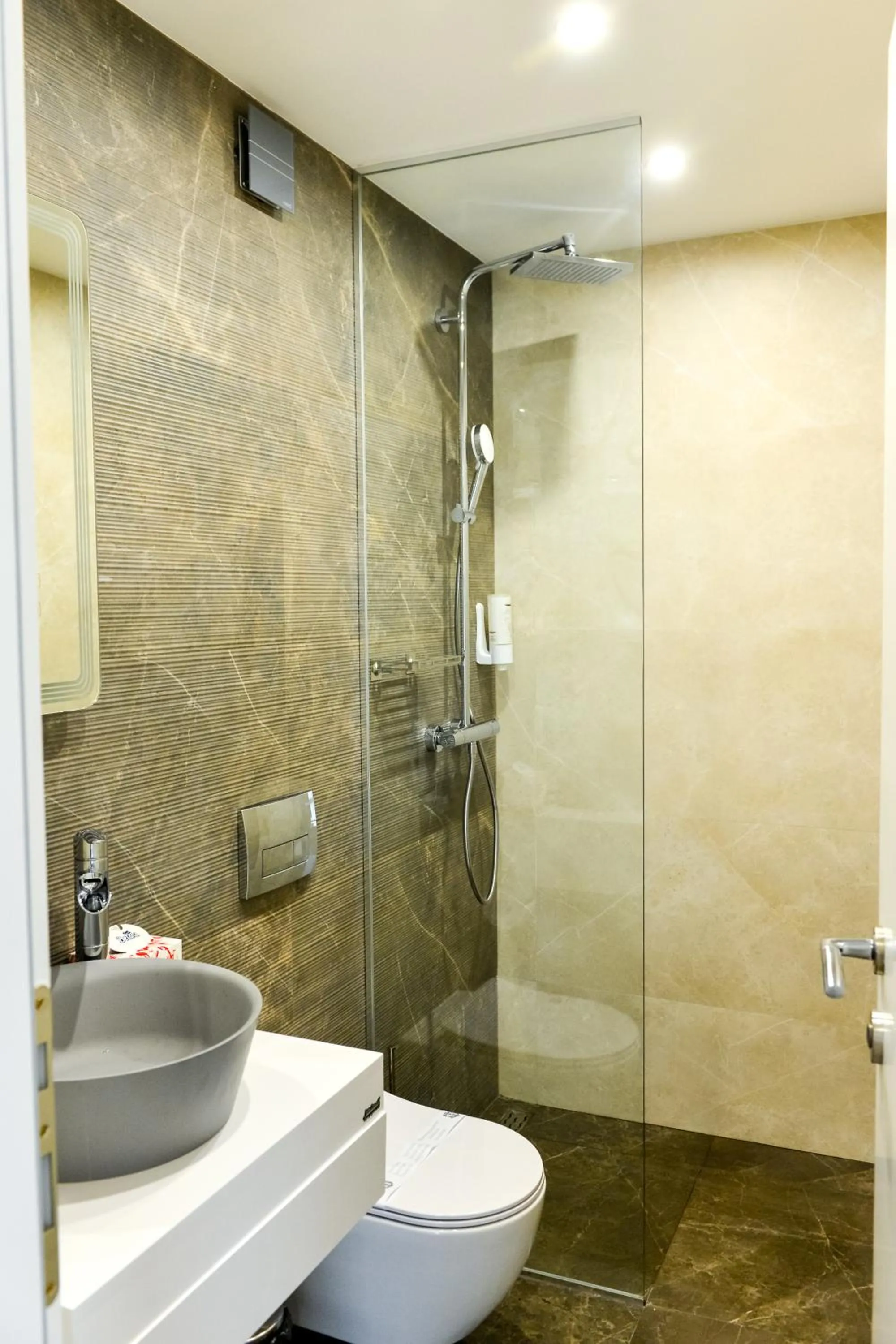 Shower in Boutique Apartments Blagoevgrad