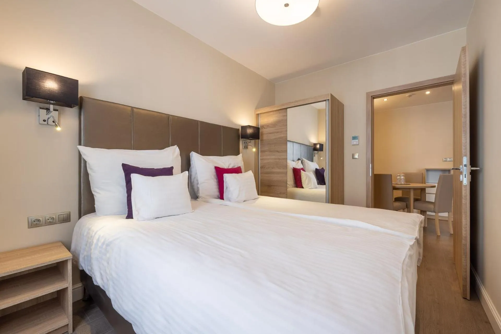 Bed in Silver Crown Hotel & Residence, Palace Quarter