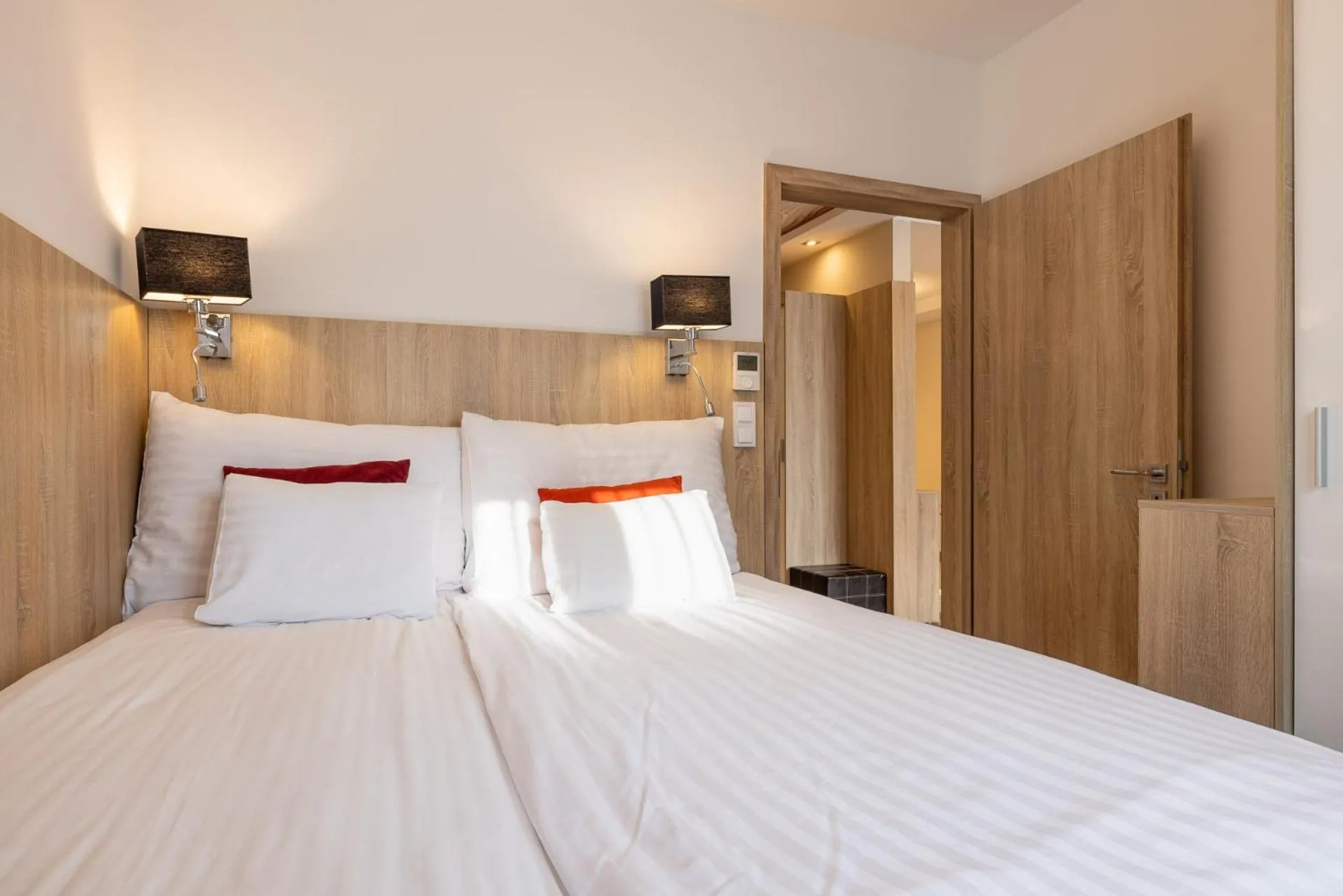 Bed in Silver Crown Hotel & Residence, Palace Quarter