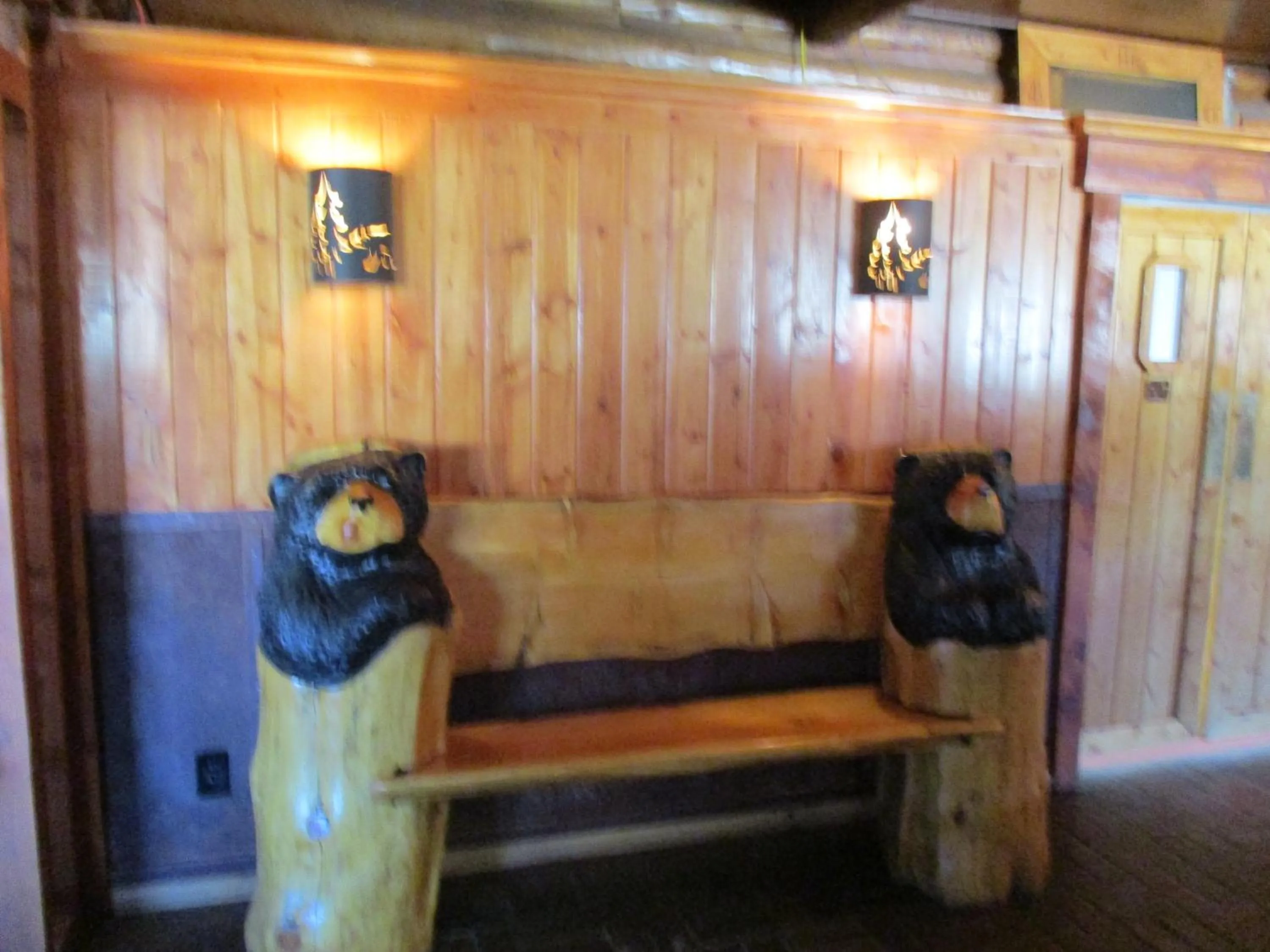 Yellowstone Valley Inn