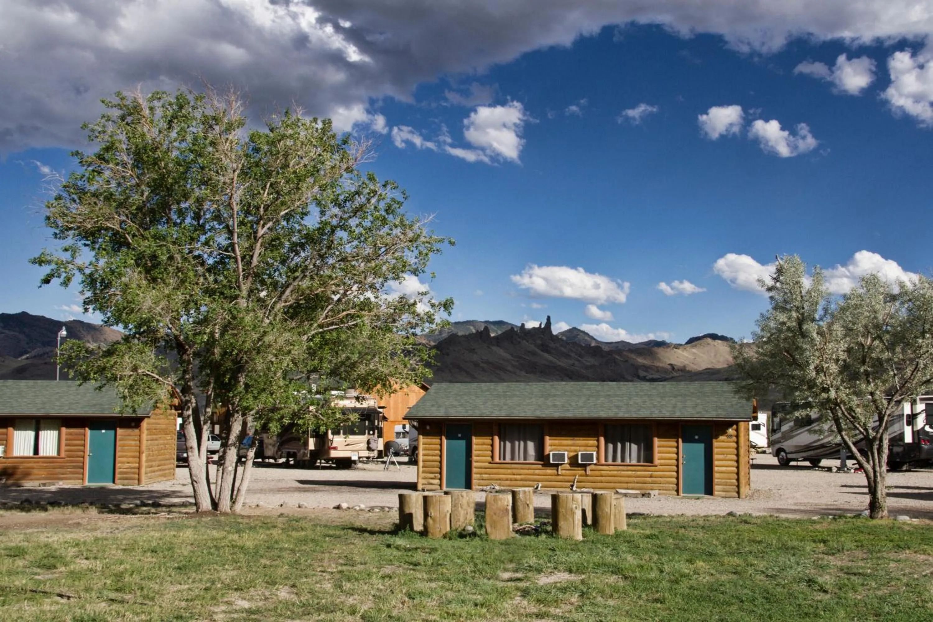 Day in Yellowstone Valley Inn