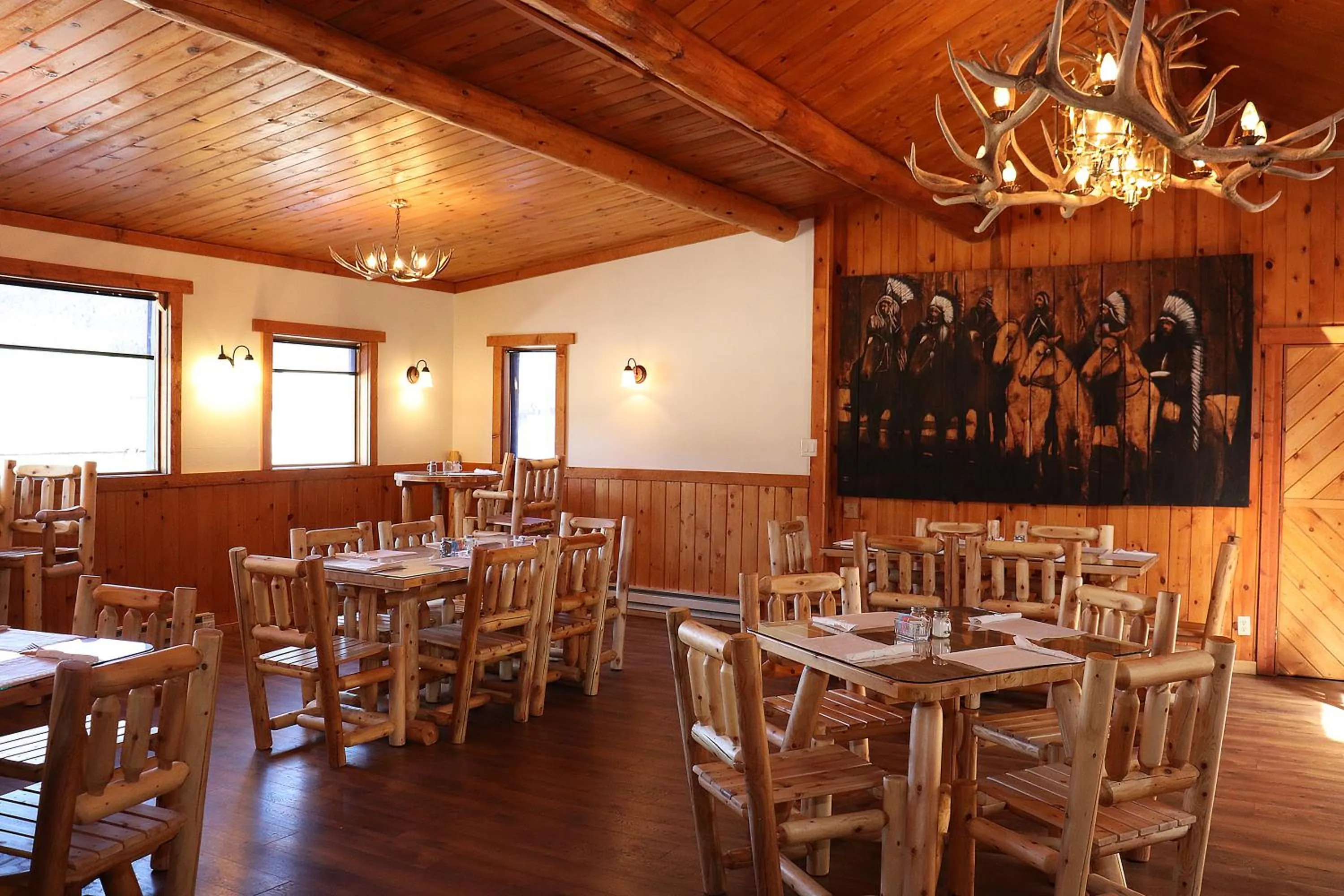 Restaurant/places to eat in Yellowstone Valley Inn