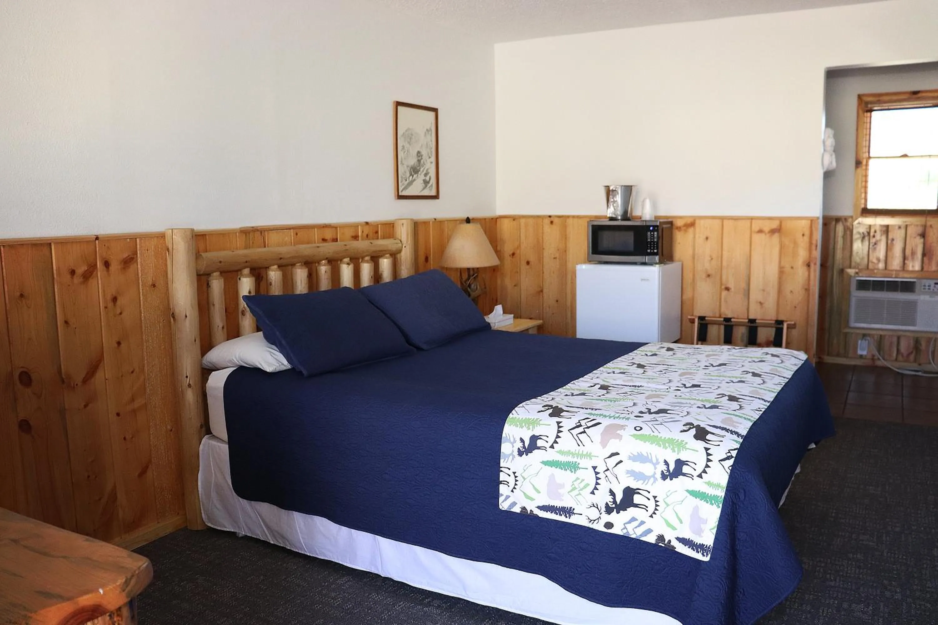 Bed in Yellowstone Valley Inn