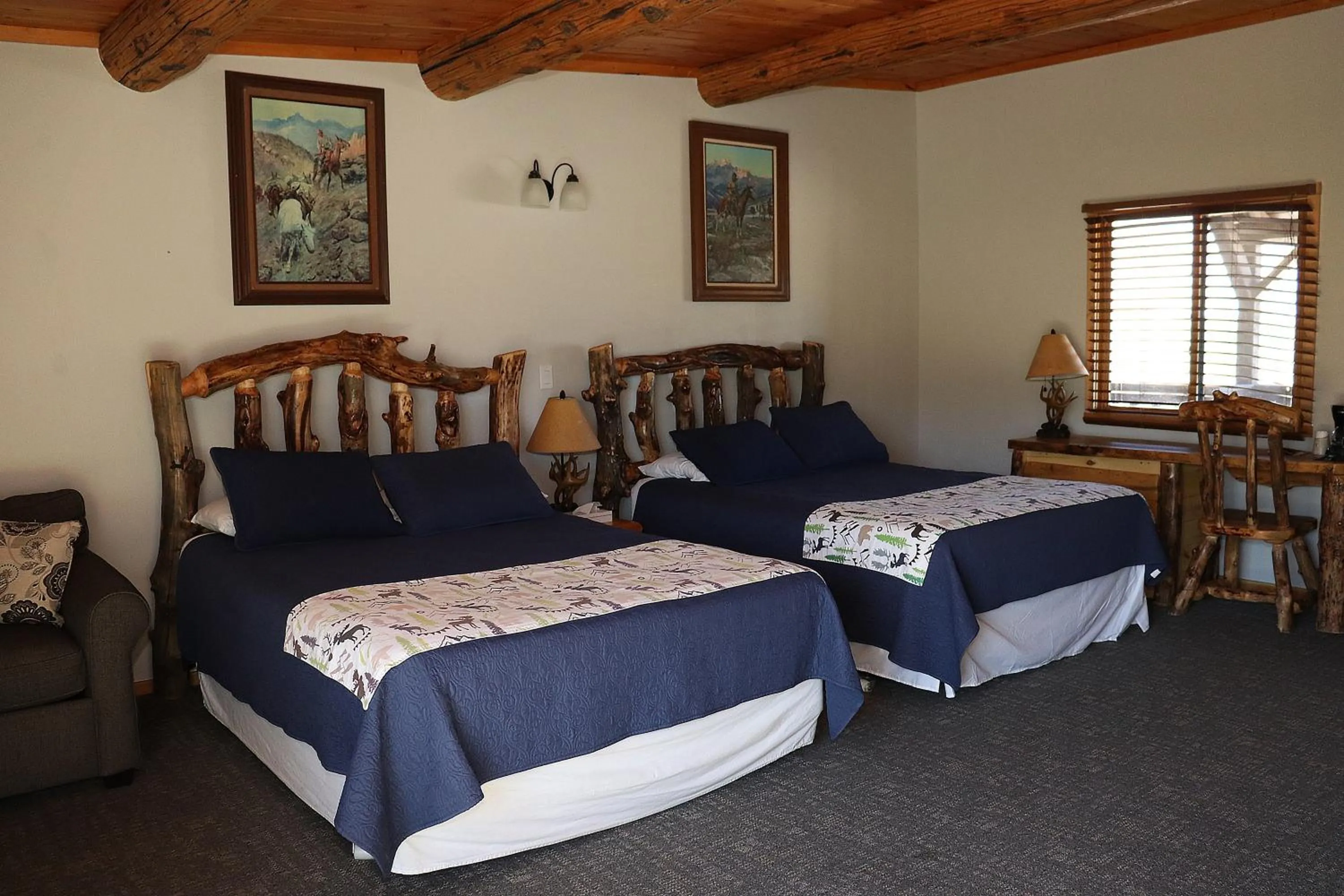 Bed in Yellowstone Valley Inn
